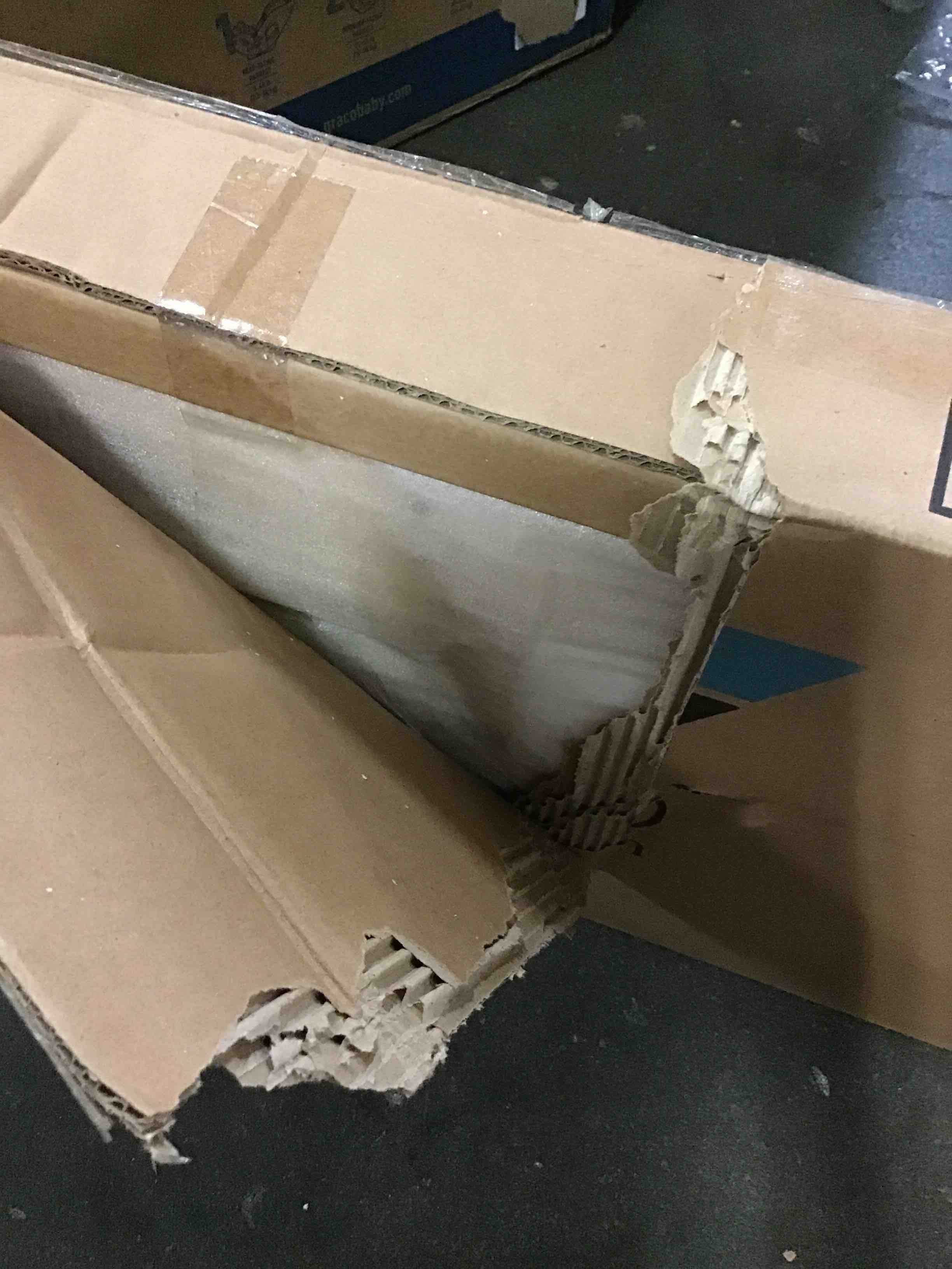 https://s3.amazonaws.com/lotting-images-prod/bidfta/RED5066457_1695383551027.jpeg