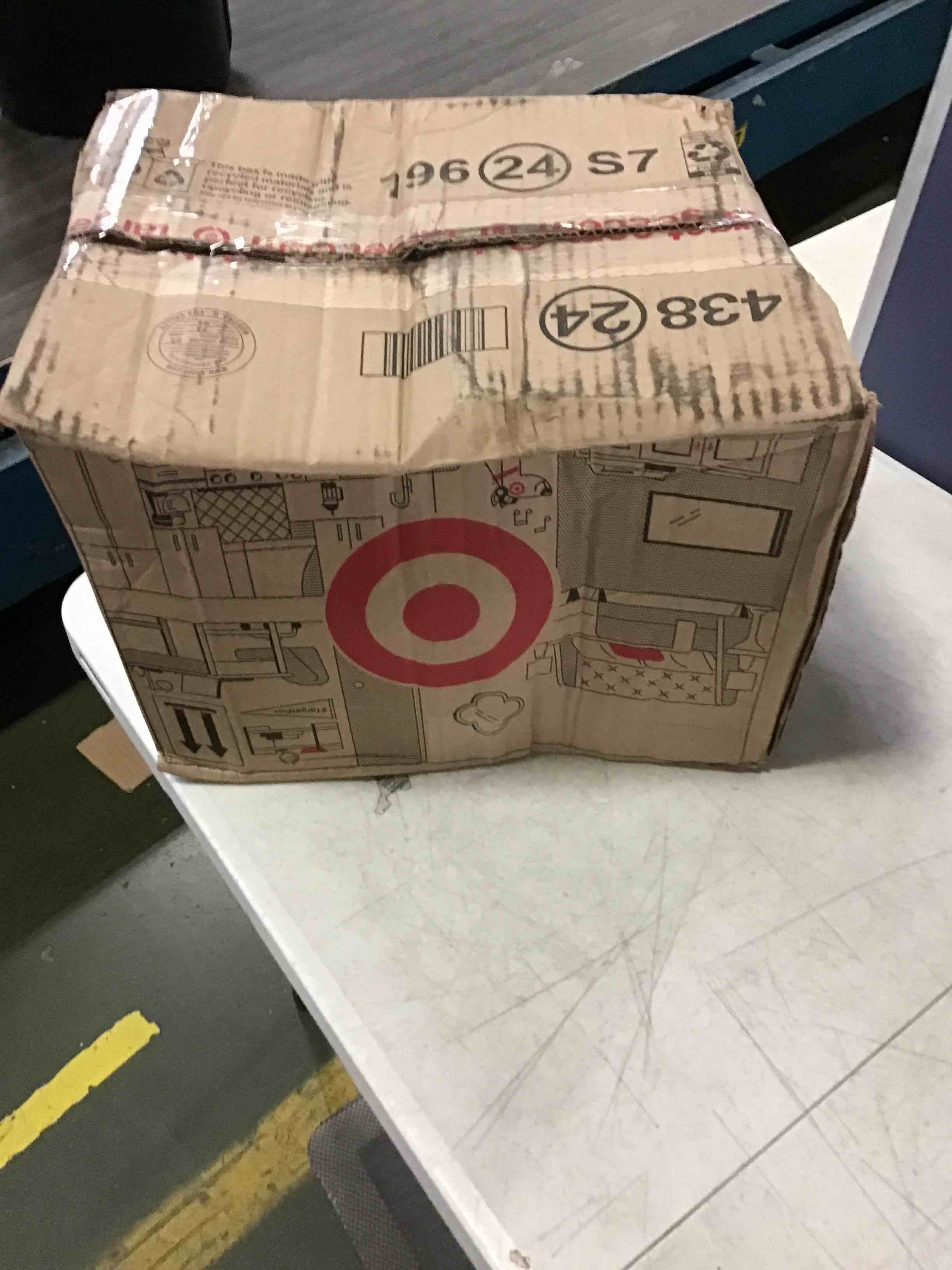 https://s3.amazonaws.com/lotting-images-prod/bidfta/RED5066758_1695668141048.jpeg