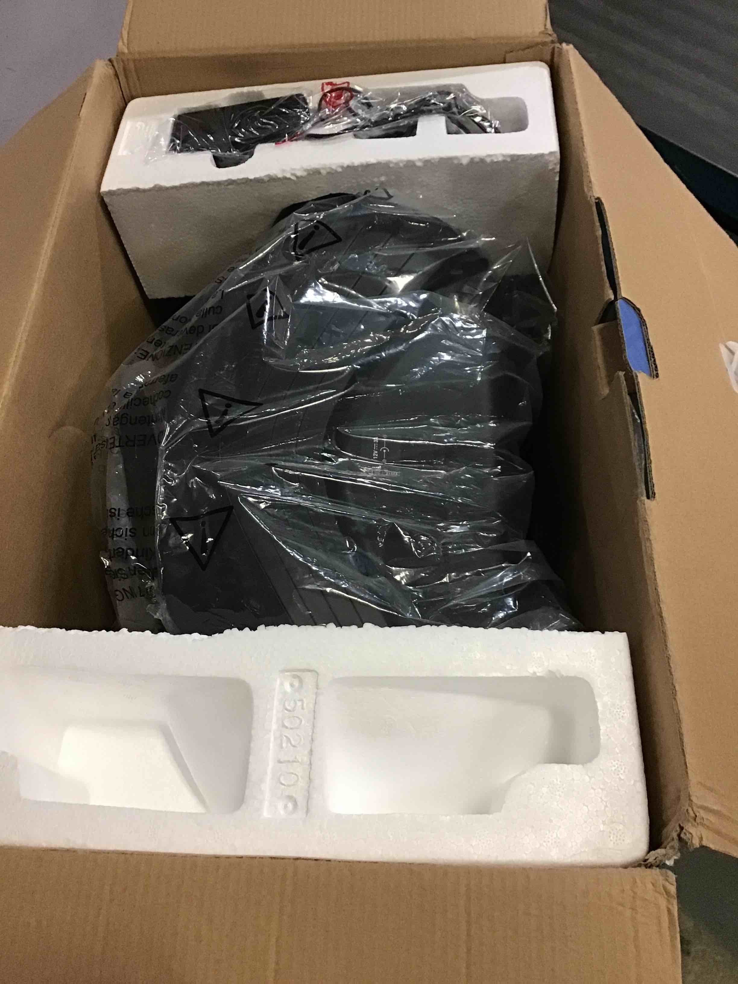 https://s3.amazonaws.com/lotting-images-prod/bidfta/RED5066891_1695746131808.jpeg