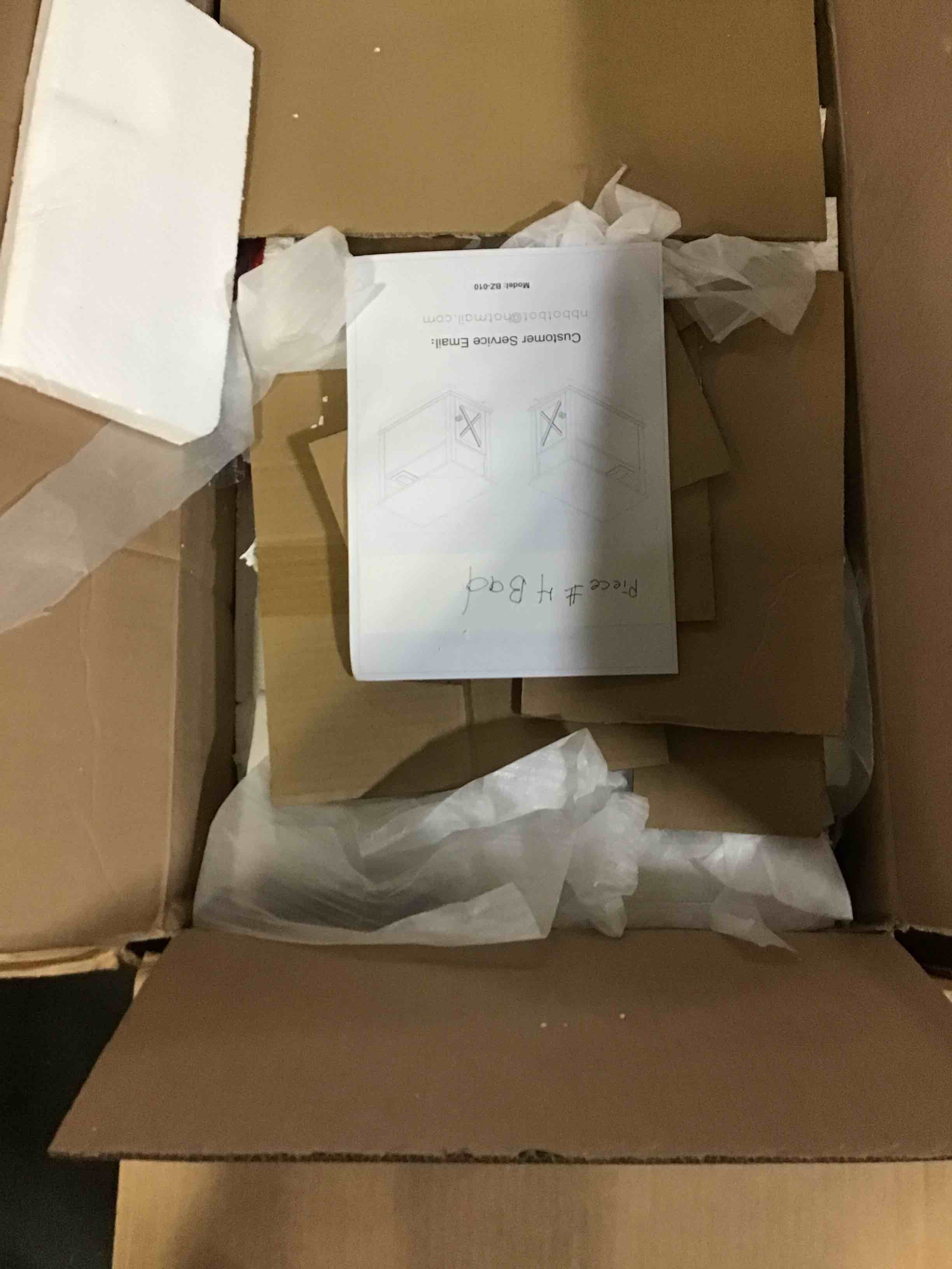 https://s3.amazonaws.com/lotting-images-prod/bidfta/RED5067075_1695831344364.jpeg