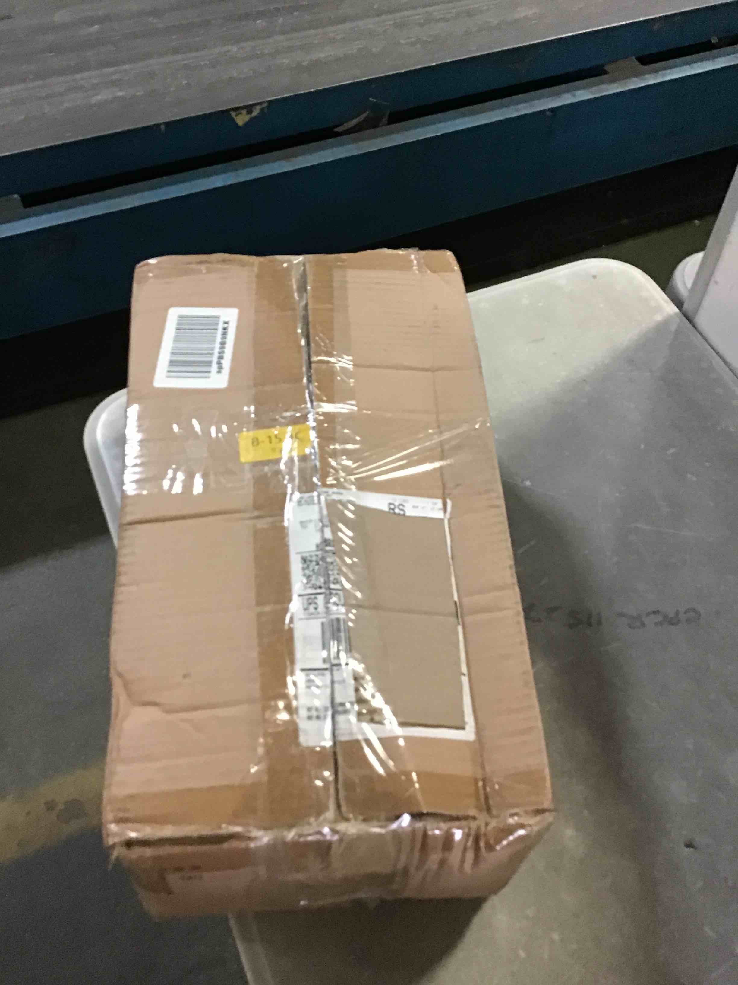https://s3.amazonaws.com/lotting-images-prod/bidfta/RED5067092_1695835523510.jpeg