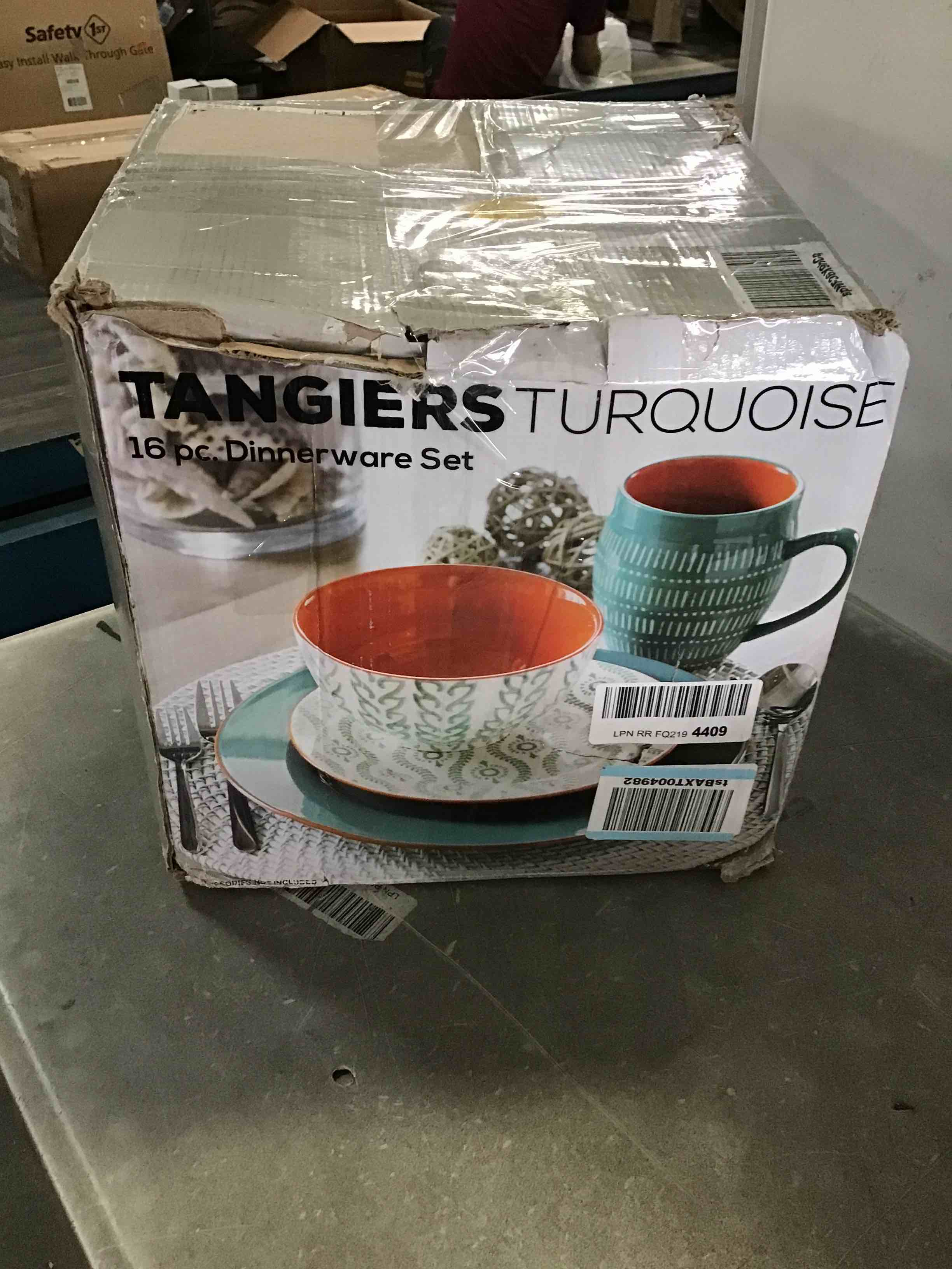 https://s3.amazonaws.com/lotting-images-prod/bidfta/RED5067148_1695844842964.jpeg