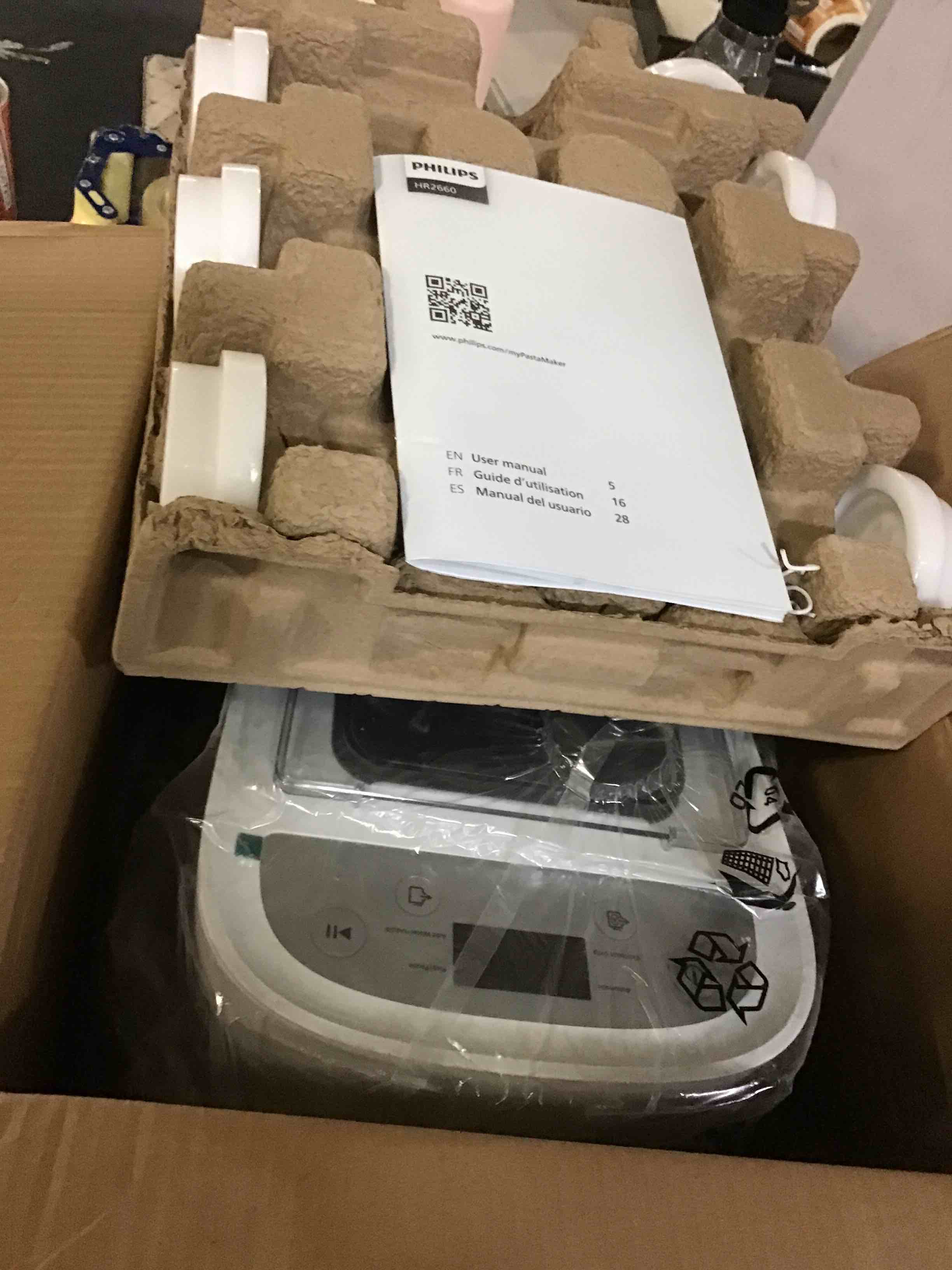 https://s3.amazonaws.com/lotting-images-prod/bidfta/RED5067212_1695908053046.jpeg
