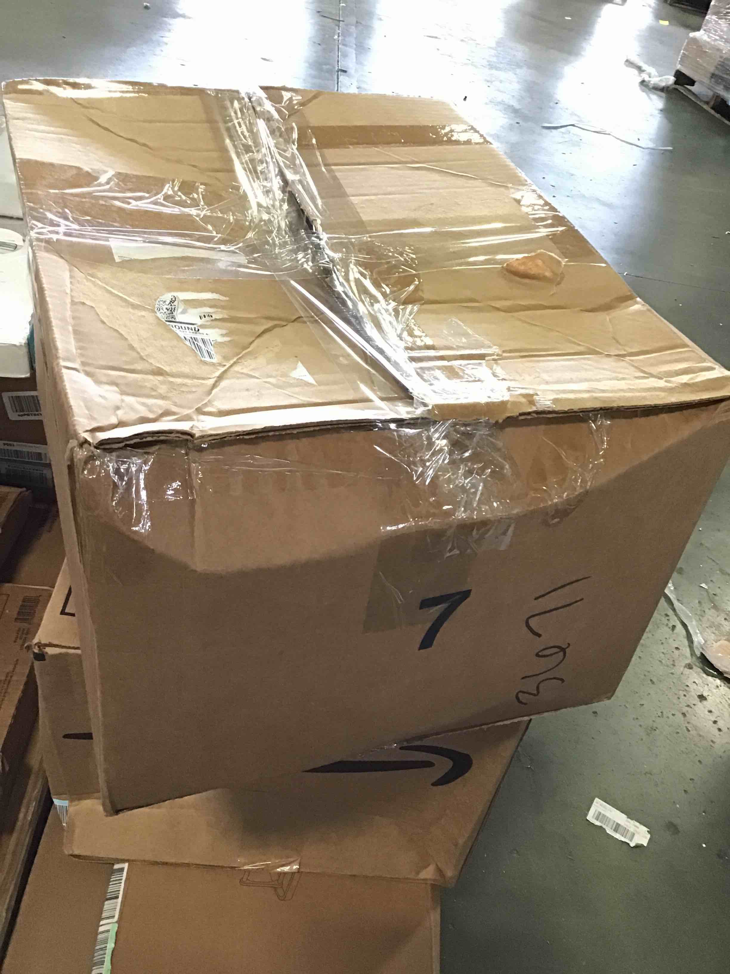 https://s3.amazonaws.com/lotting-images-prod/bidfta/RED5069020_1694275111255.jpeg