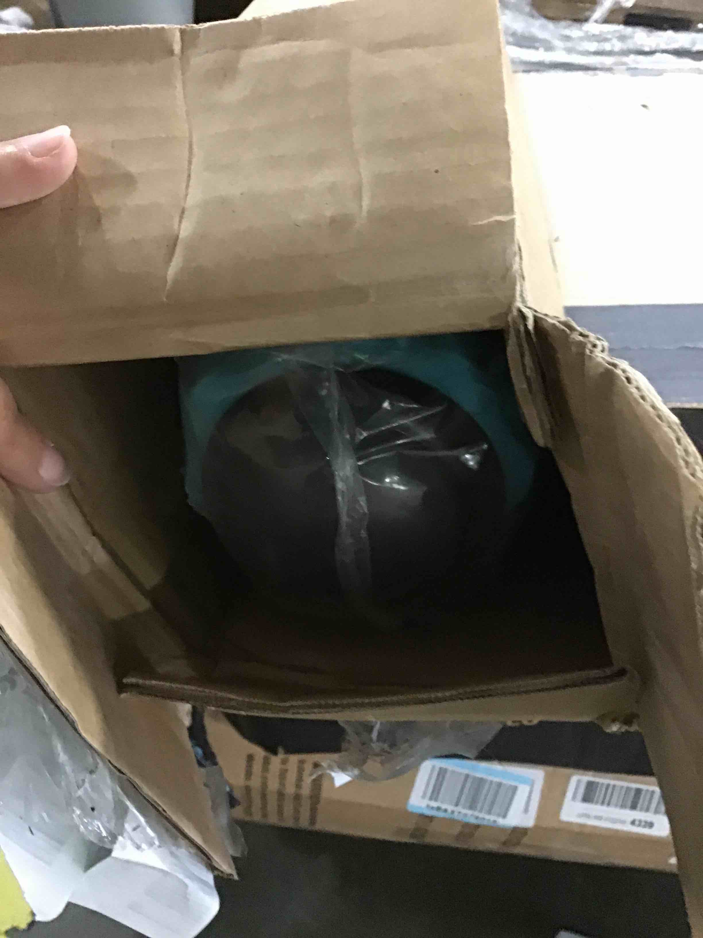 https://s3.amazonaws.com/lotting-images-prod/bidfta/RED5069062_1694432484518.jpeg