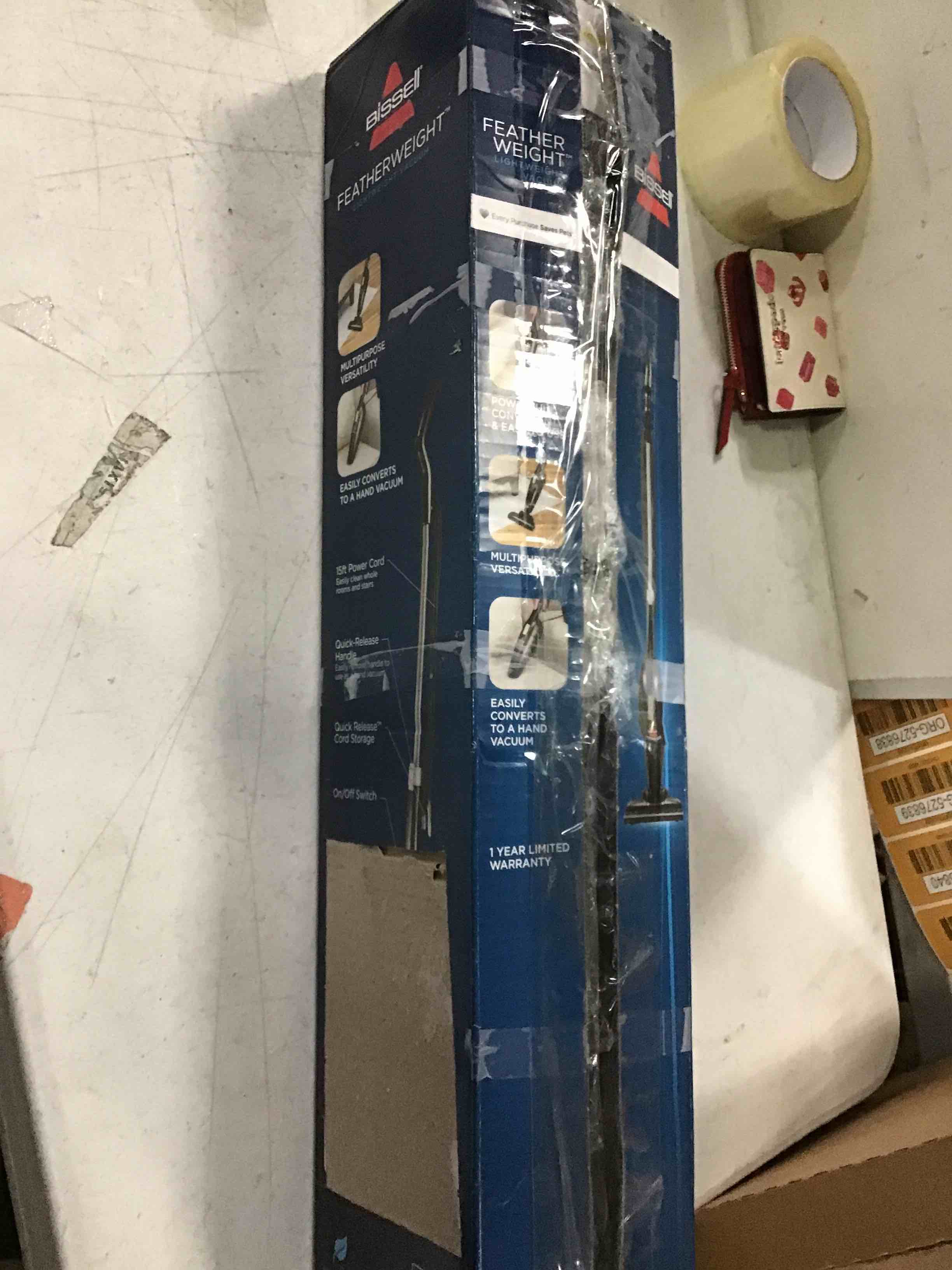 https://s3.amazonaws.com/lotting-images-prod/bidfta/RED5069176_1694456250432.jpeg