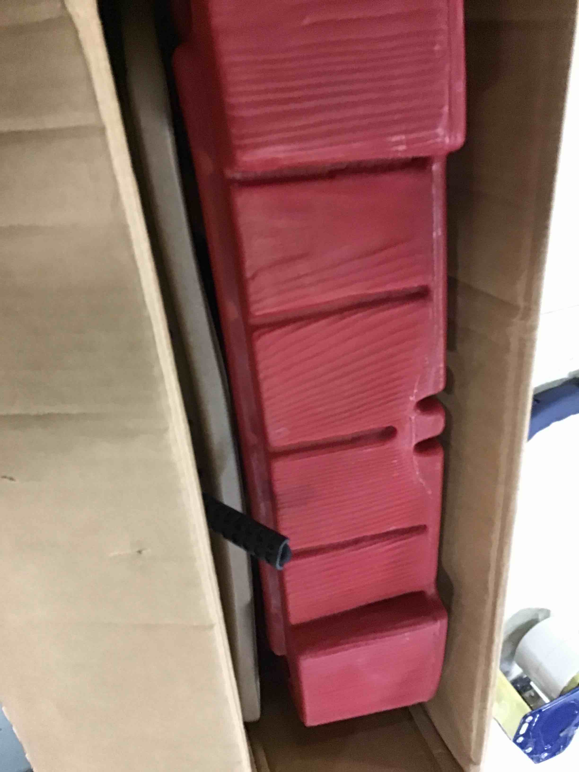 https://s3.amazonaws.com/lotting-images-prod/bidfta/RED5069242_1694518953044.jpeg