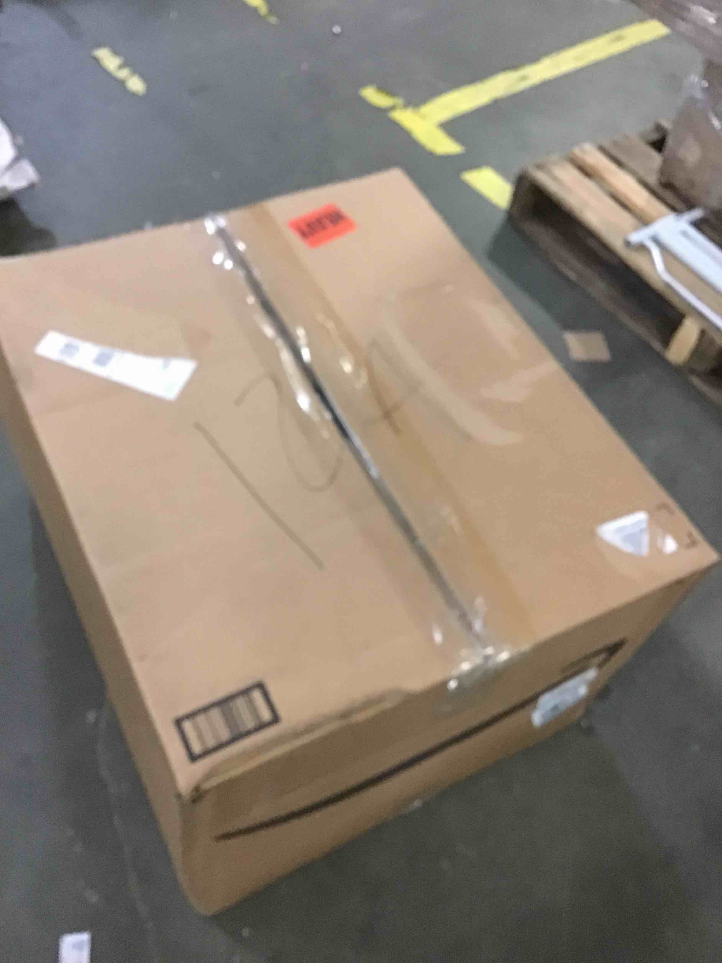 https://s3.amazonaws.com/lotting-images-prod/bidfta/RED5069287_1694527020237.jpeg
