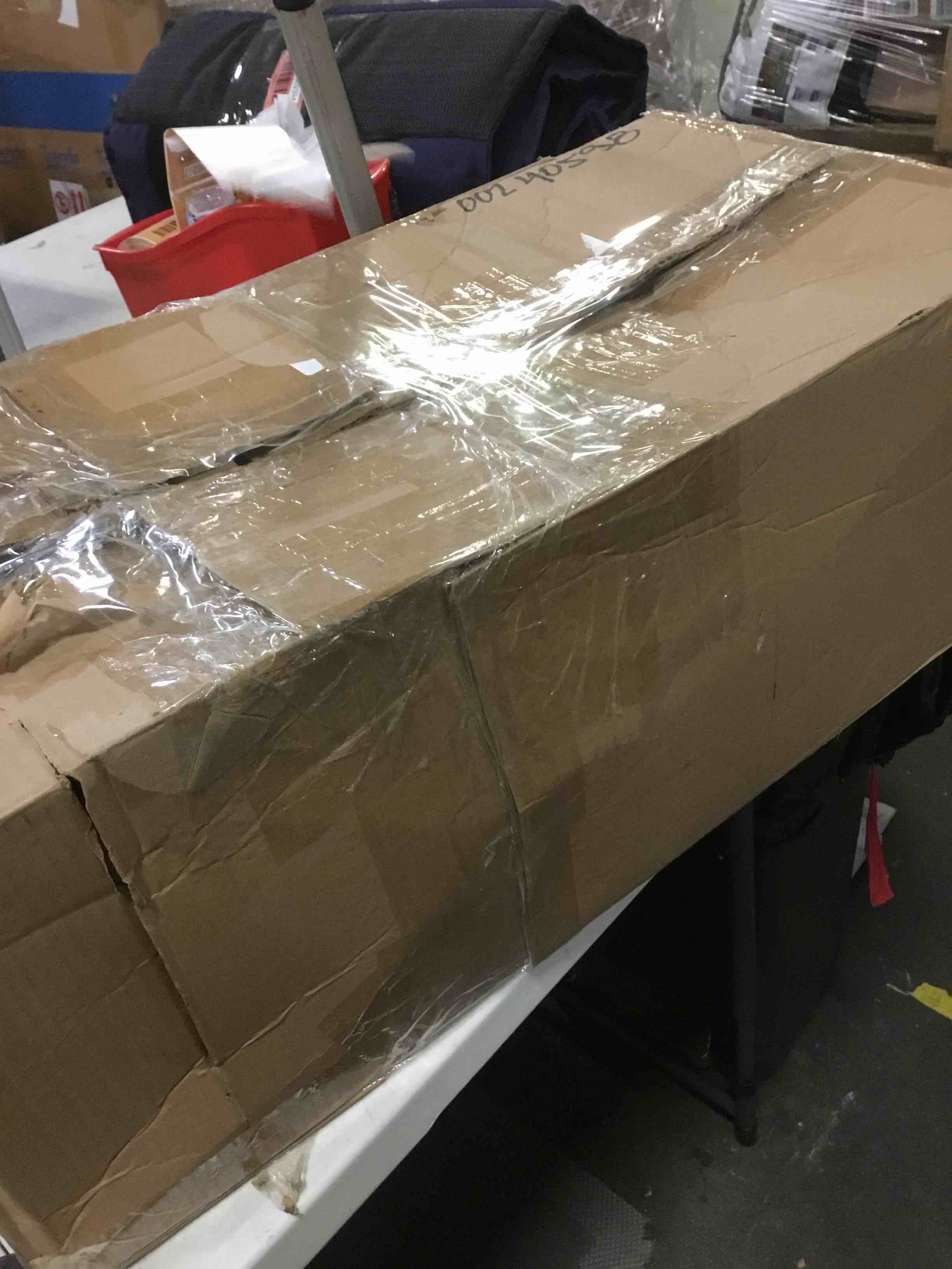 https://s3.amazonaws.com/lotting-images-prod/bidfta/RED5069411_1694603792308.jpeg