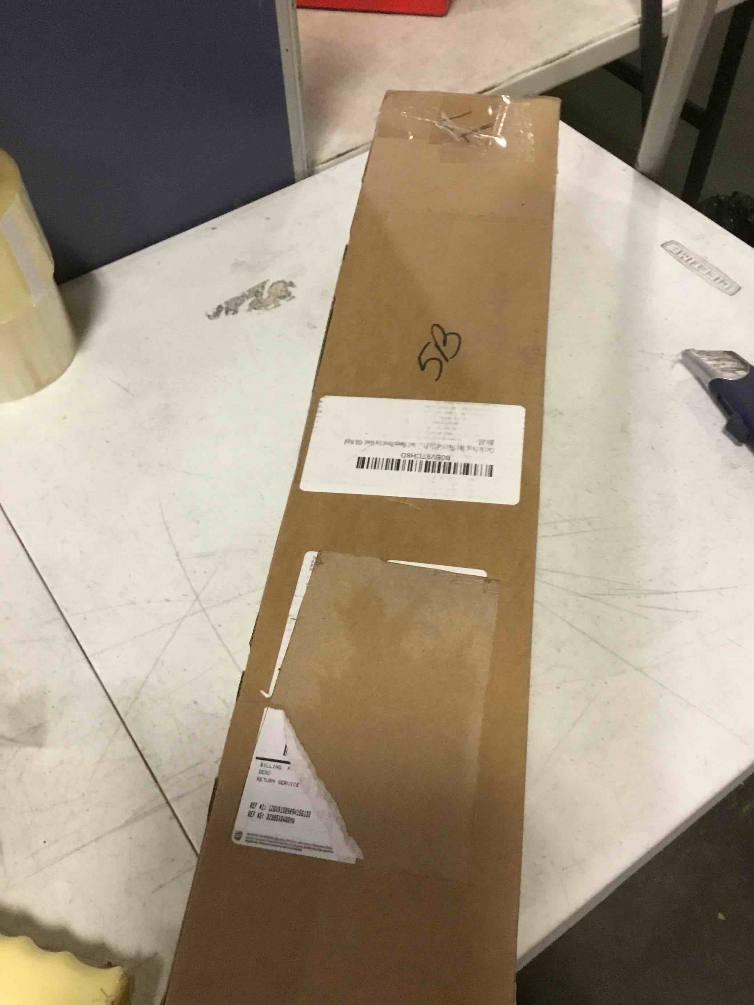 https://s3.amazonaws.com/lotting-images-prod/bidfta/RED5069415_1694604166992.jpeg