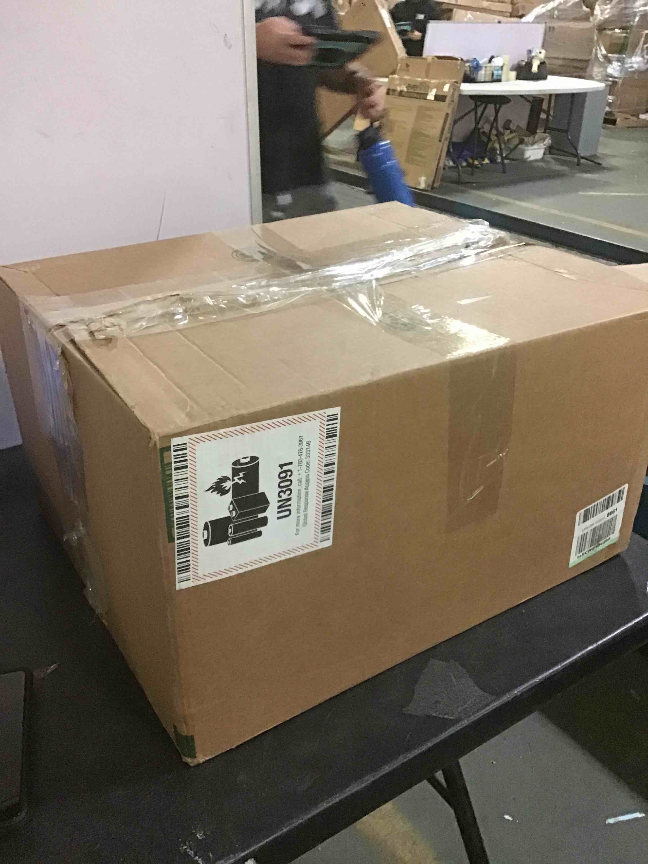 https://s3.amazonaws.com/lotting-images-prod/bidfta/RED5069598_1695035563931.jpeg
