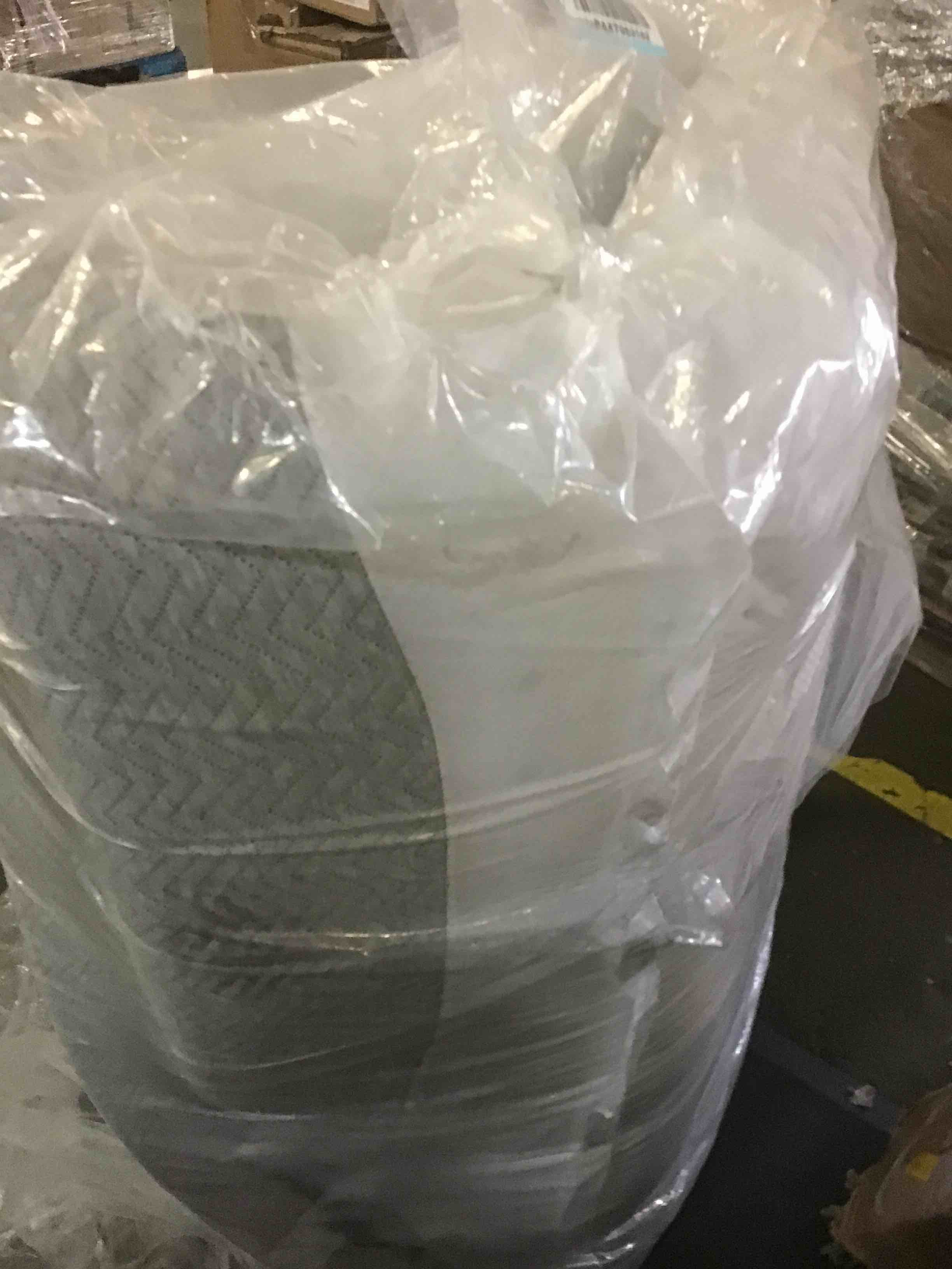 https://s3.amazonaws.com/lotting-images-prod/bidfta/RED5069658_1695044993388.jpeg