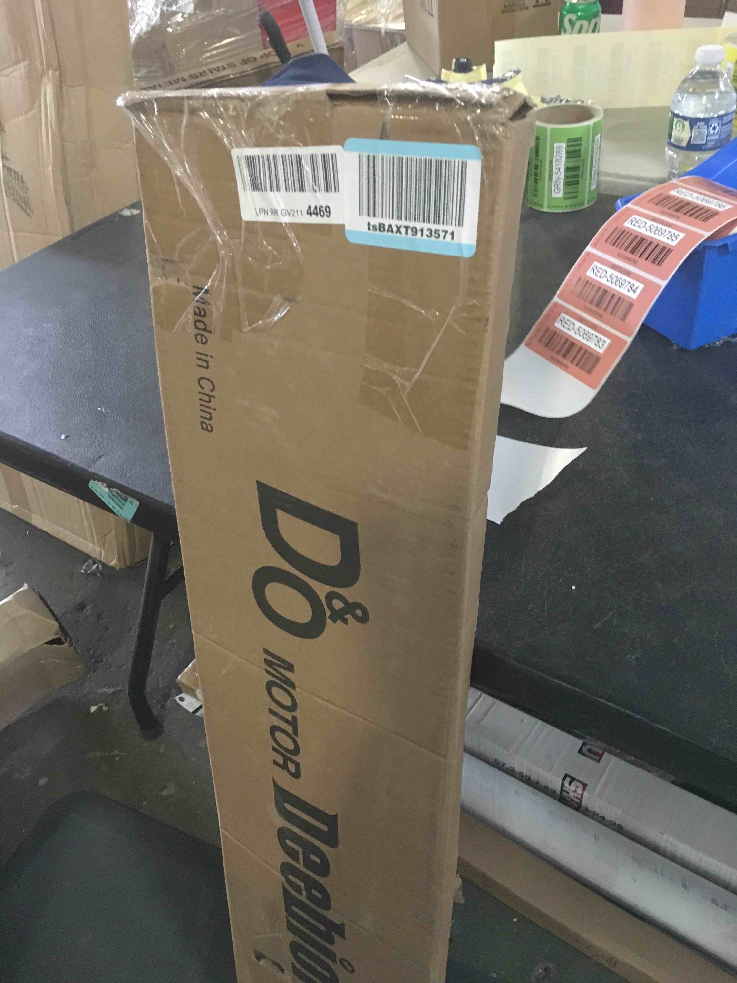 https://s3.amazonaws.com/lotting-images-prod/bidfta/RED5069783_1695067690530.jpeg