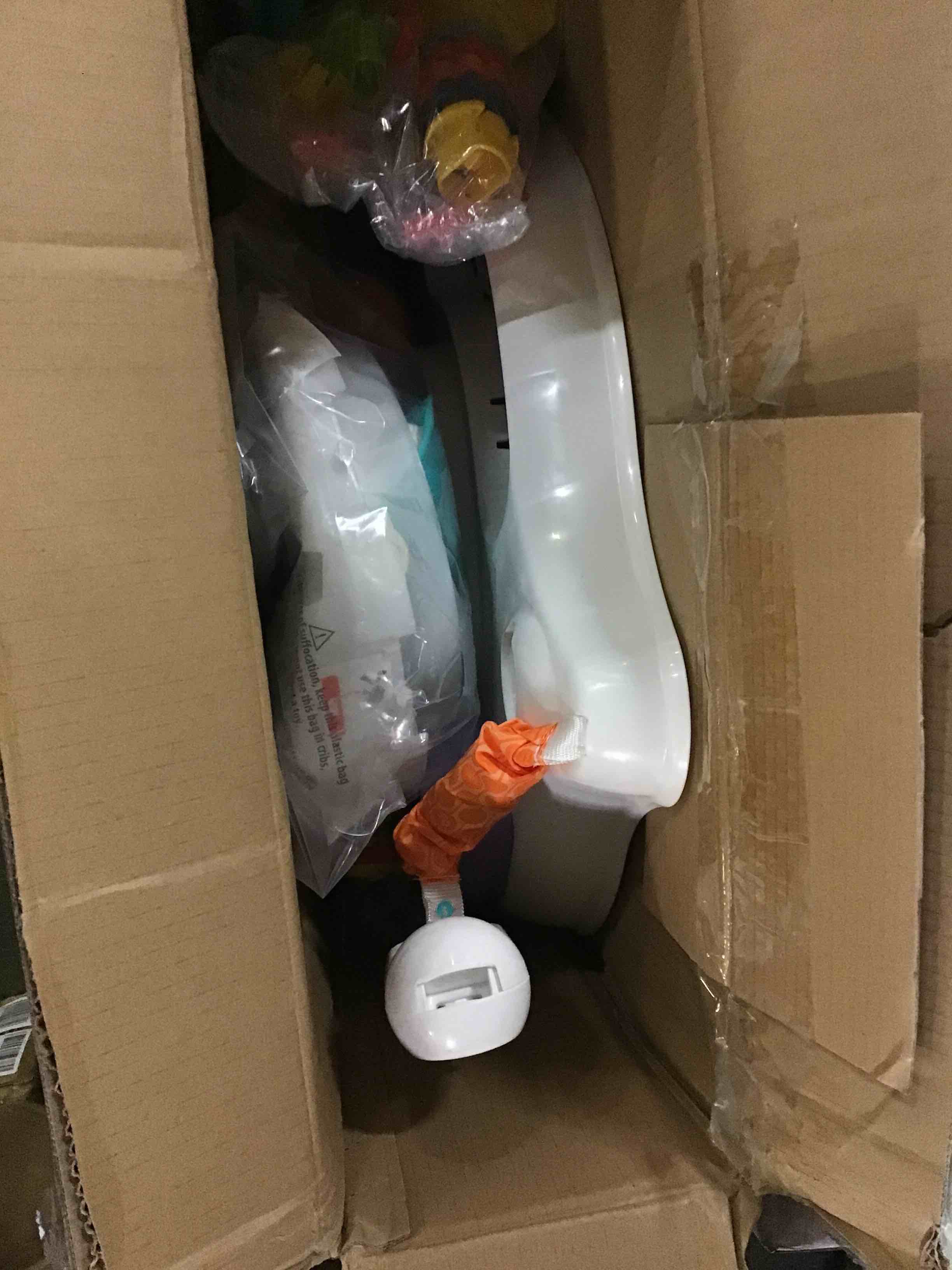 https://s3.amazonaws.com/lotting-images-prod/bidfta/RED5069874_1695134910007.jpeg