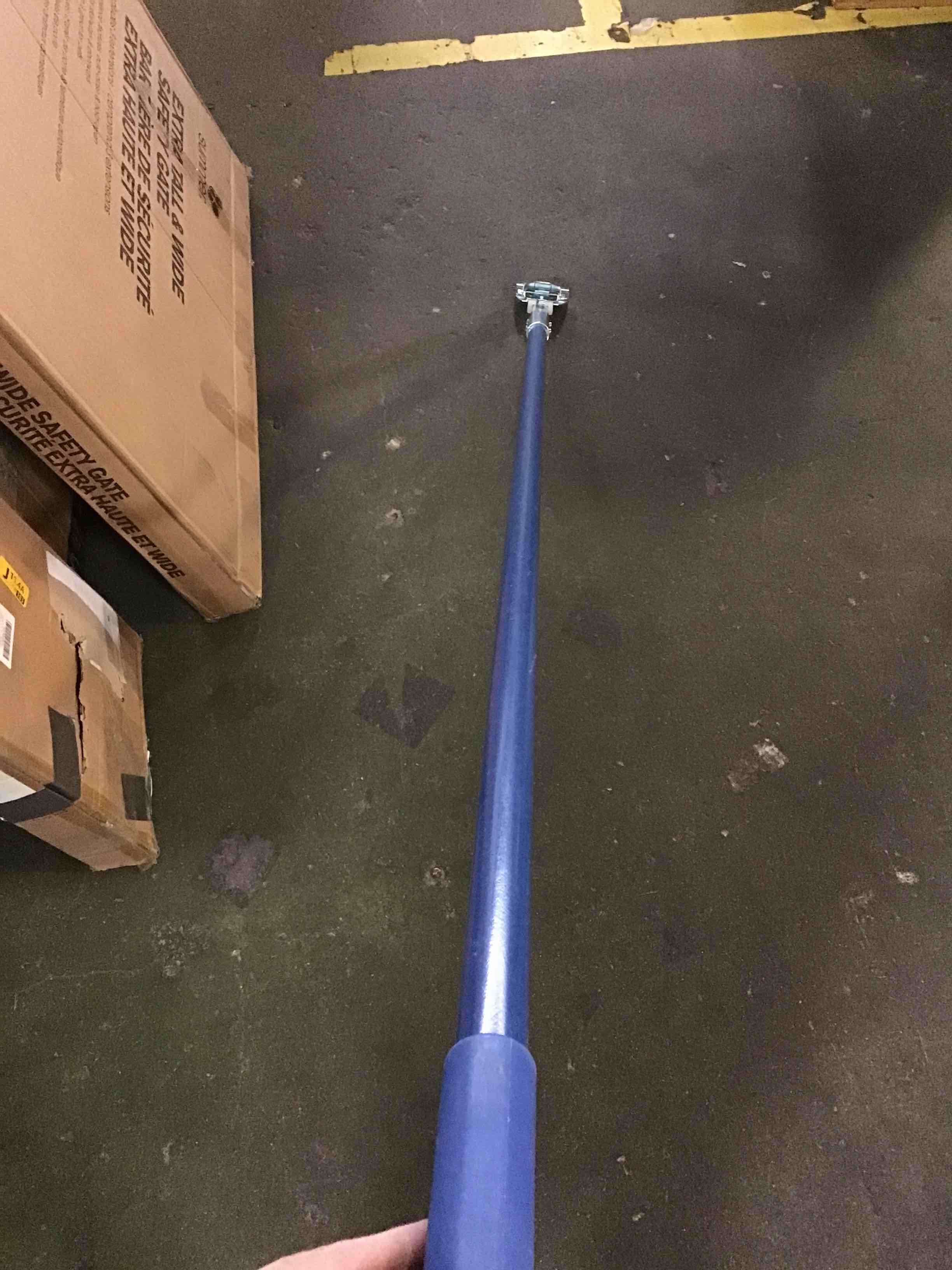 https://s3.amazonaws.com/lotting-images-prod/bidfta/RED5070026_1695212688576.jpeg