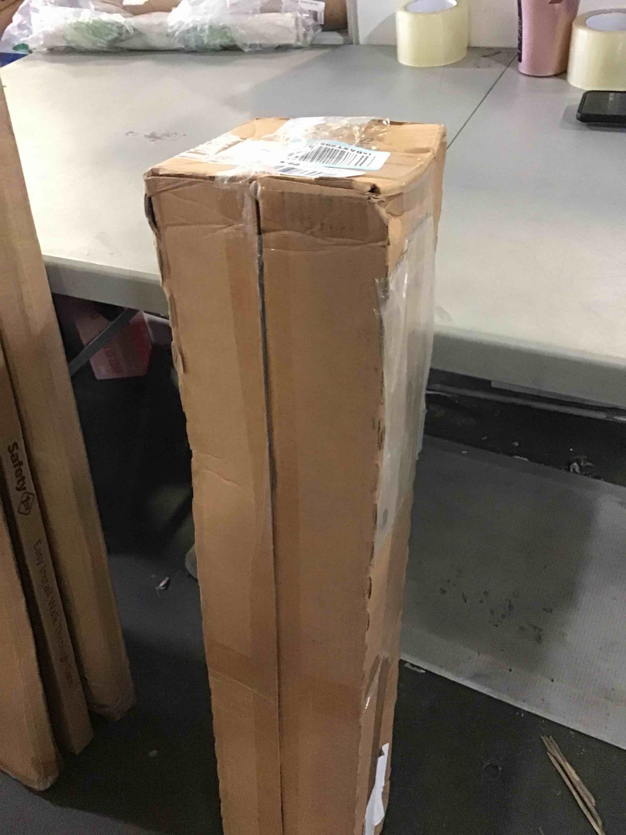 https://s3.amazonaws.com/lotting-images-prod/bidfta/RED5070295_1695304627615.jpeg