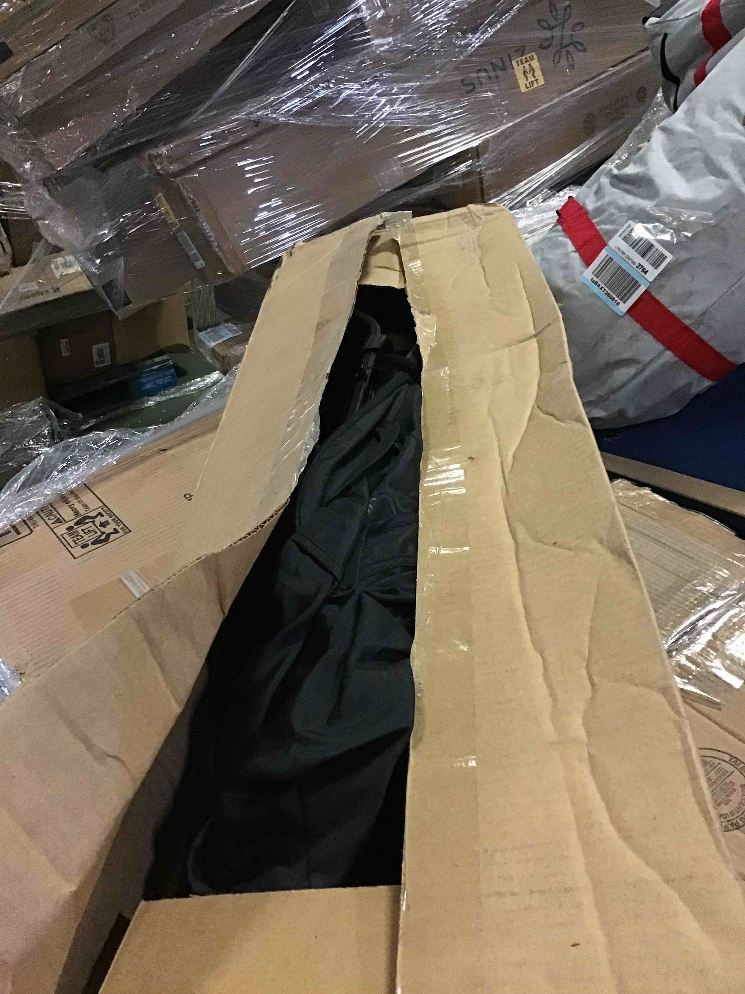 https://s3.amazonaws.com/lotting-images-prod/bidfta/RED5070627_1694604138315.jpeg