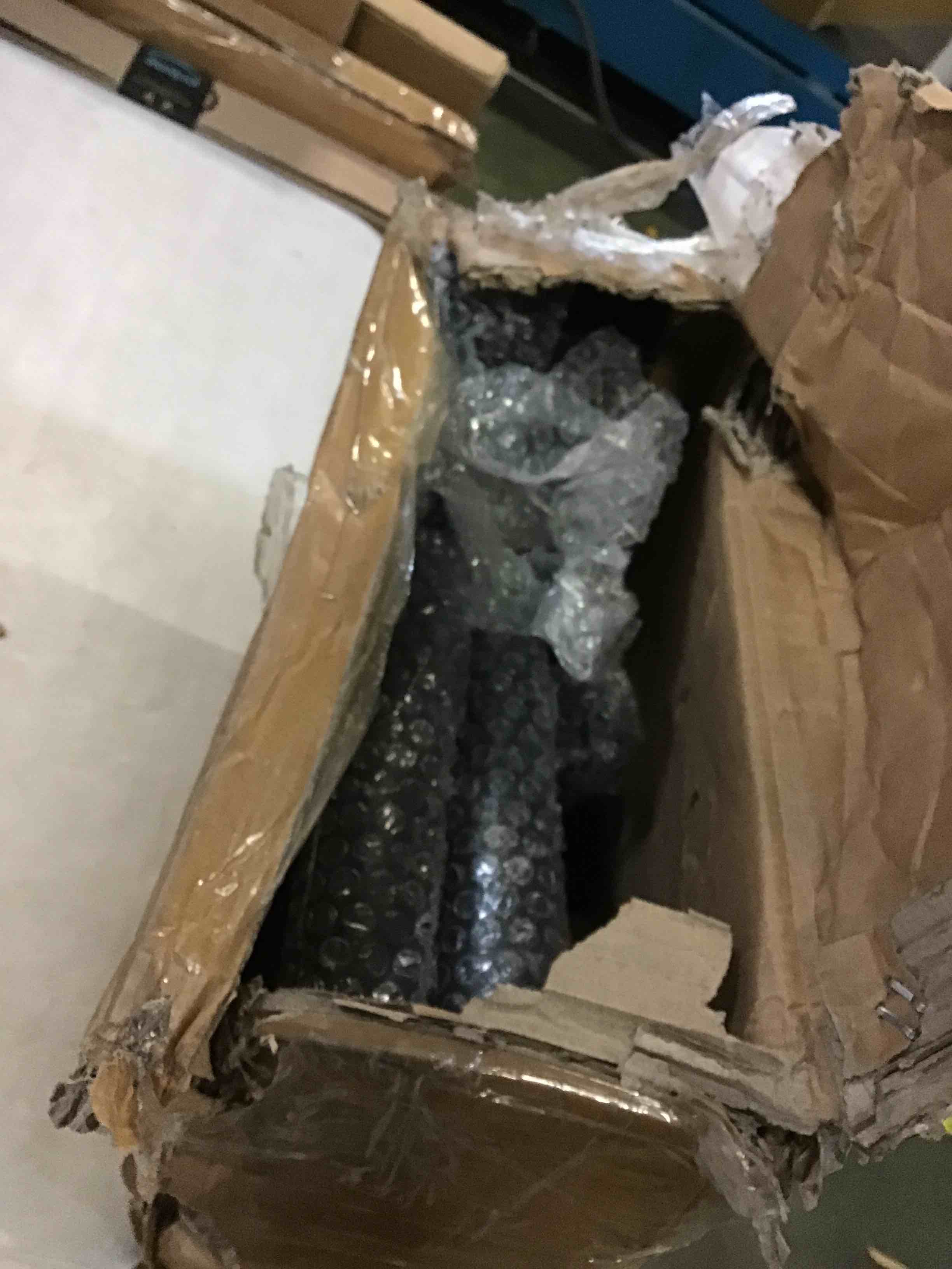 https://s3.amazonaws.com/lotting-images-prod/bidfta/RED5070643_1694606684736.jpeg
