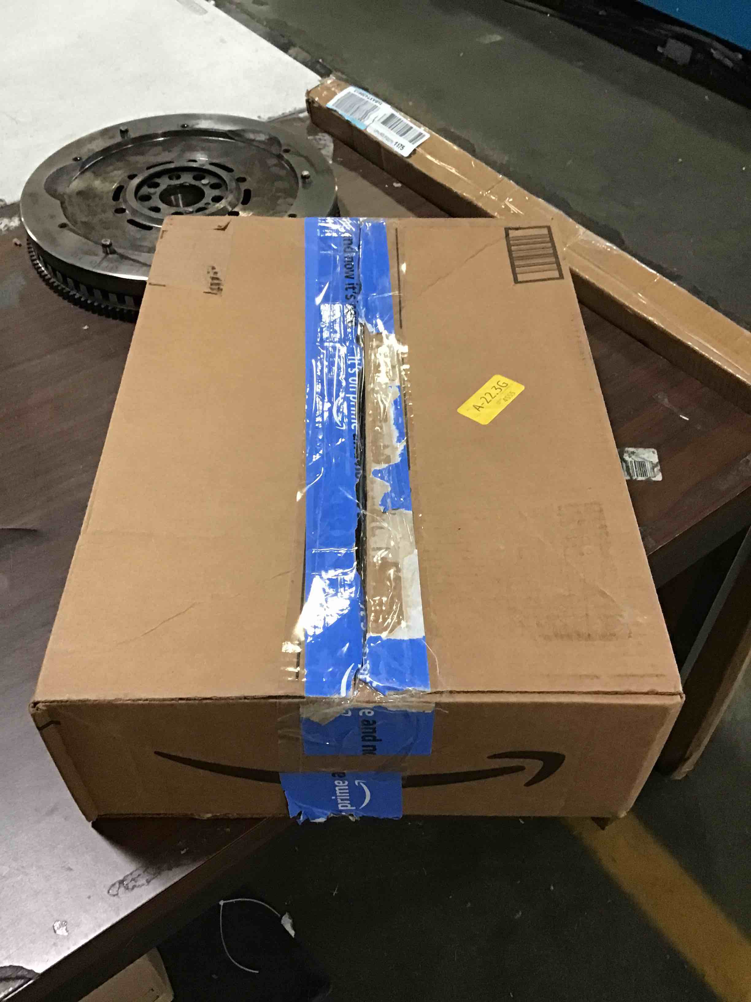 https://s3.amazonaws.com/lotting-images-prod/bidfta/RED5070735_1694622050997.jpeg