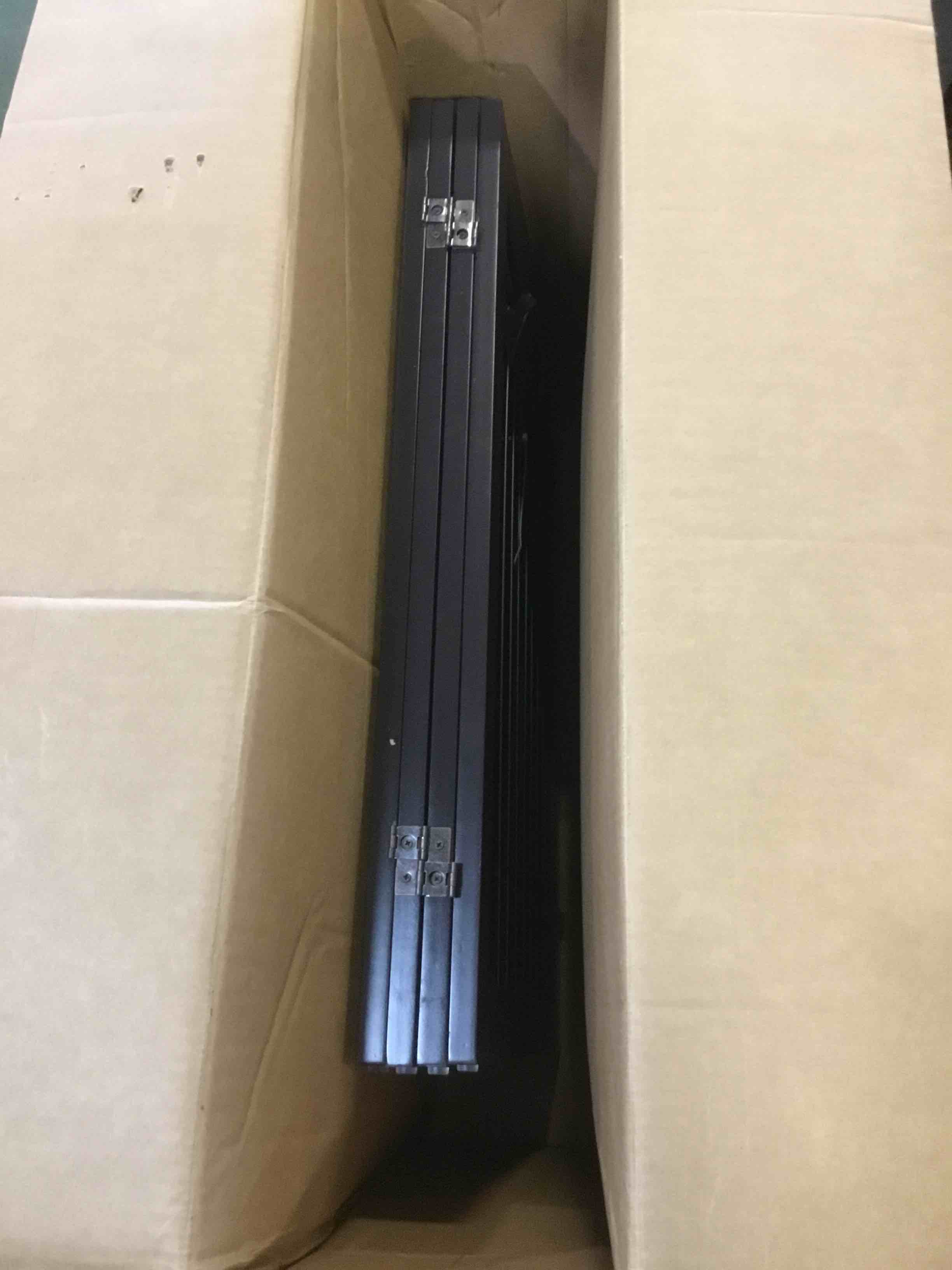 https://s3.amazonaws.com/lotting-images-prod/bidfta/RED5070932_1694801868051.jpeg