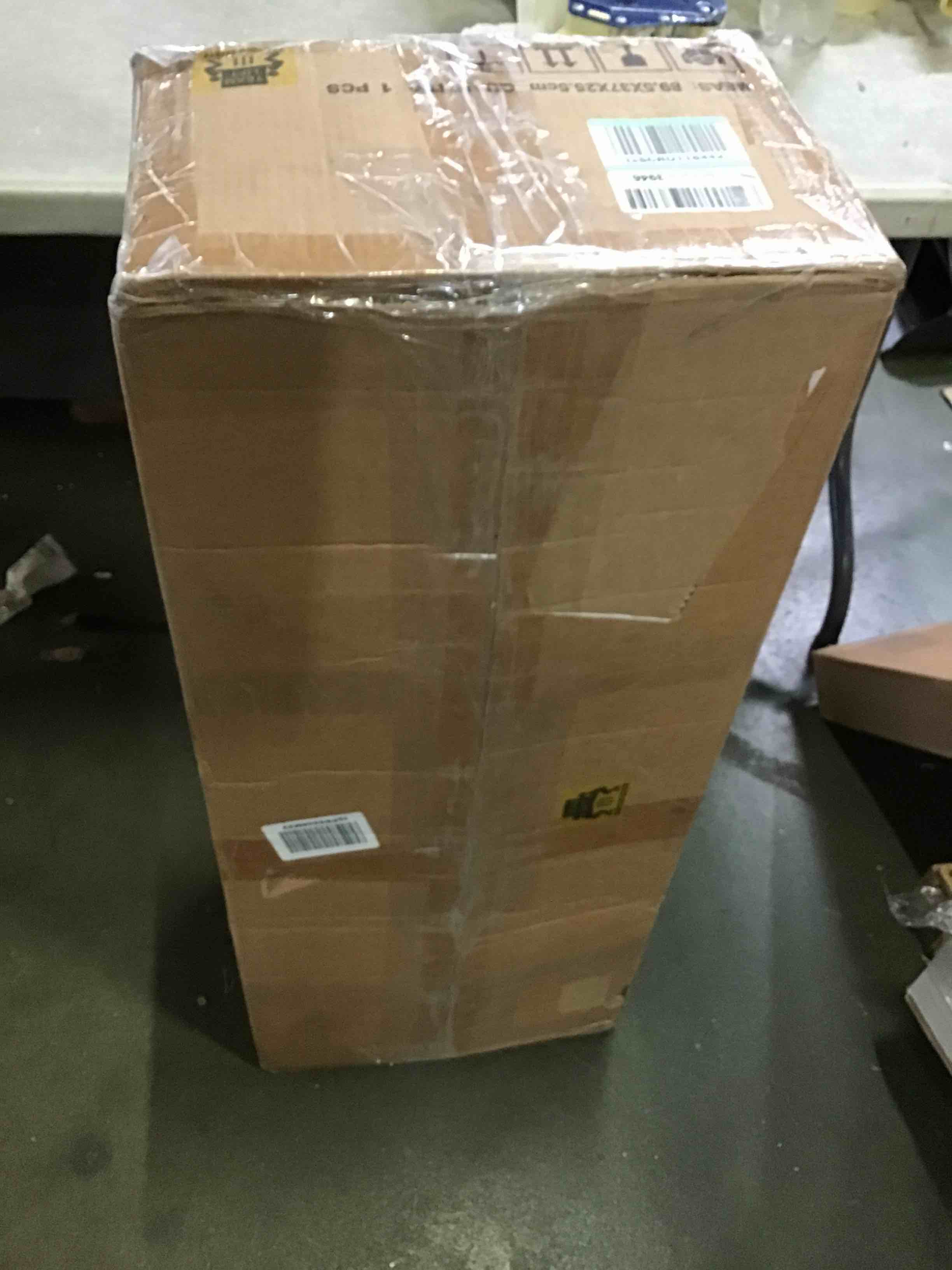 https://s3.amazonaws.com/lotting-images-prod/bidfta/RED5071330_1695219702643.jpeg