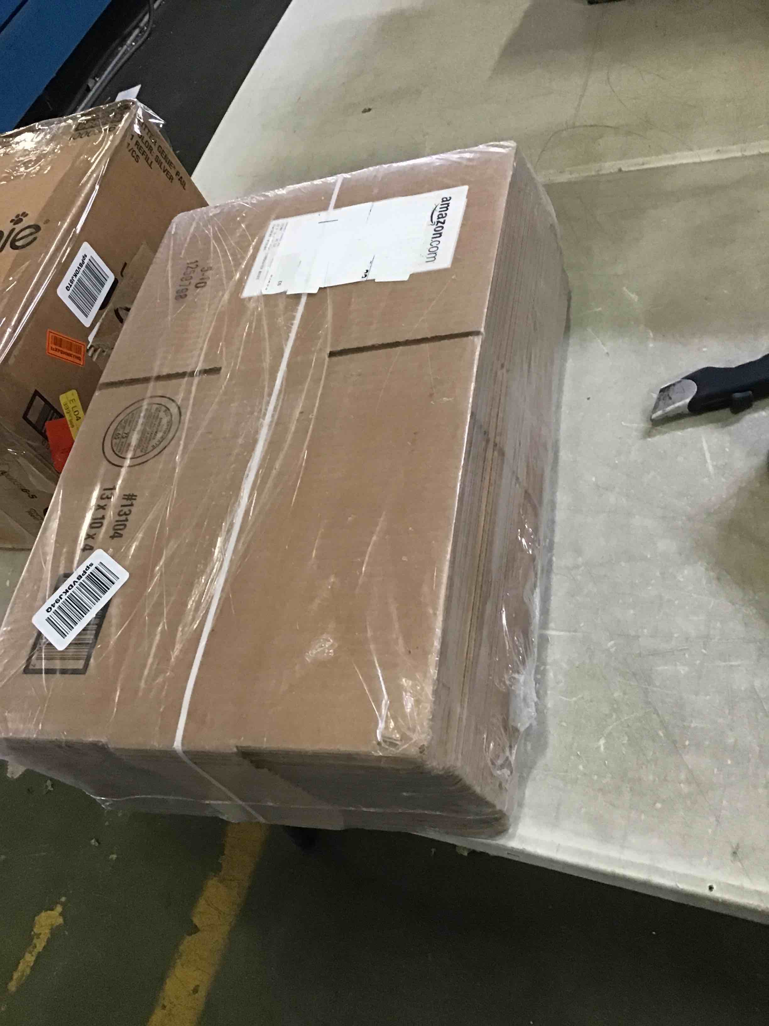 https://s3.amazonaws.com/lotting-images-prod/bidfta/RED5071414_1695234460203.jpeg