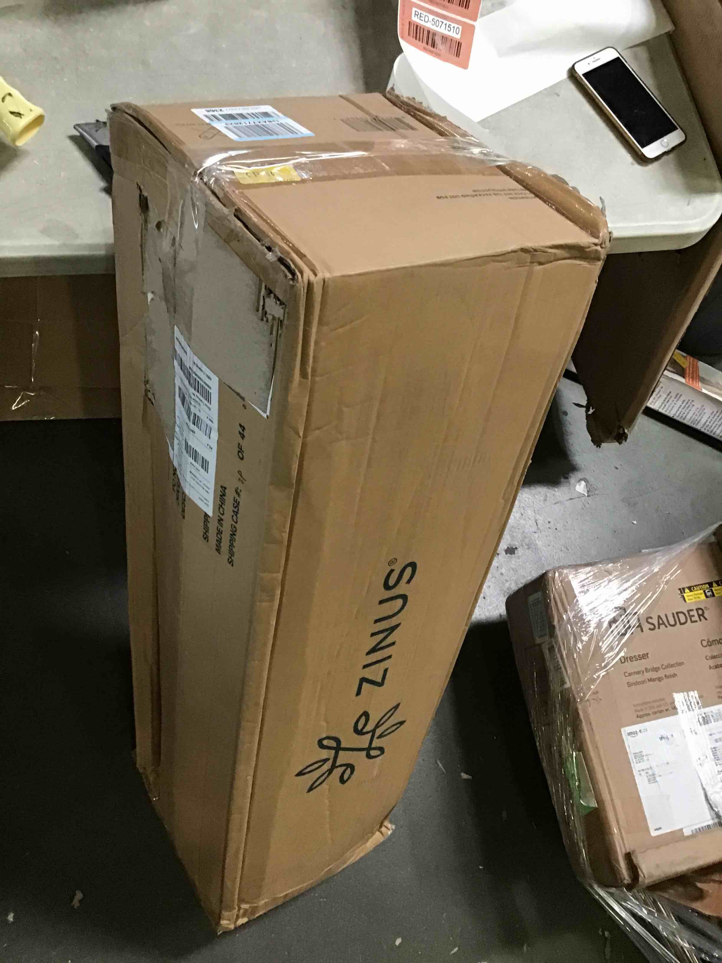 https://s3.amazonaws.com/lotting-images-prod/bidfta/RED5071510_1695394312534.jpeg