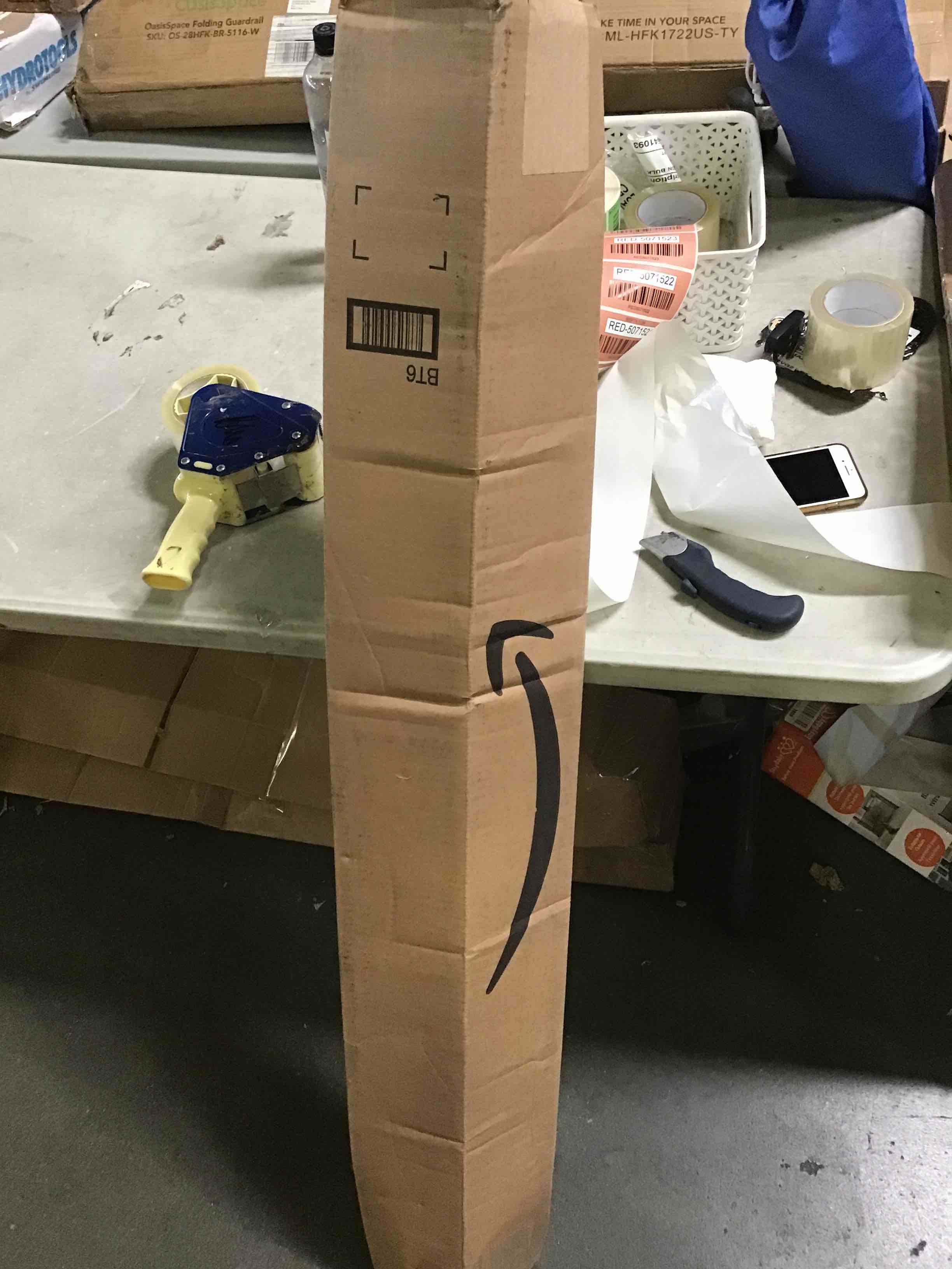 https://s3.amazonaws.com/lotting-images-prod/bidfta/RED5071519_1695396219172.jpeg