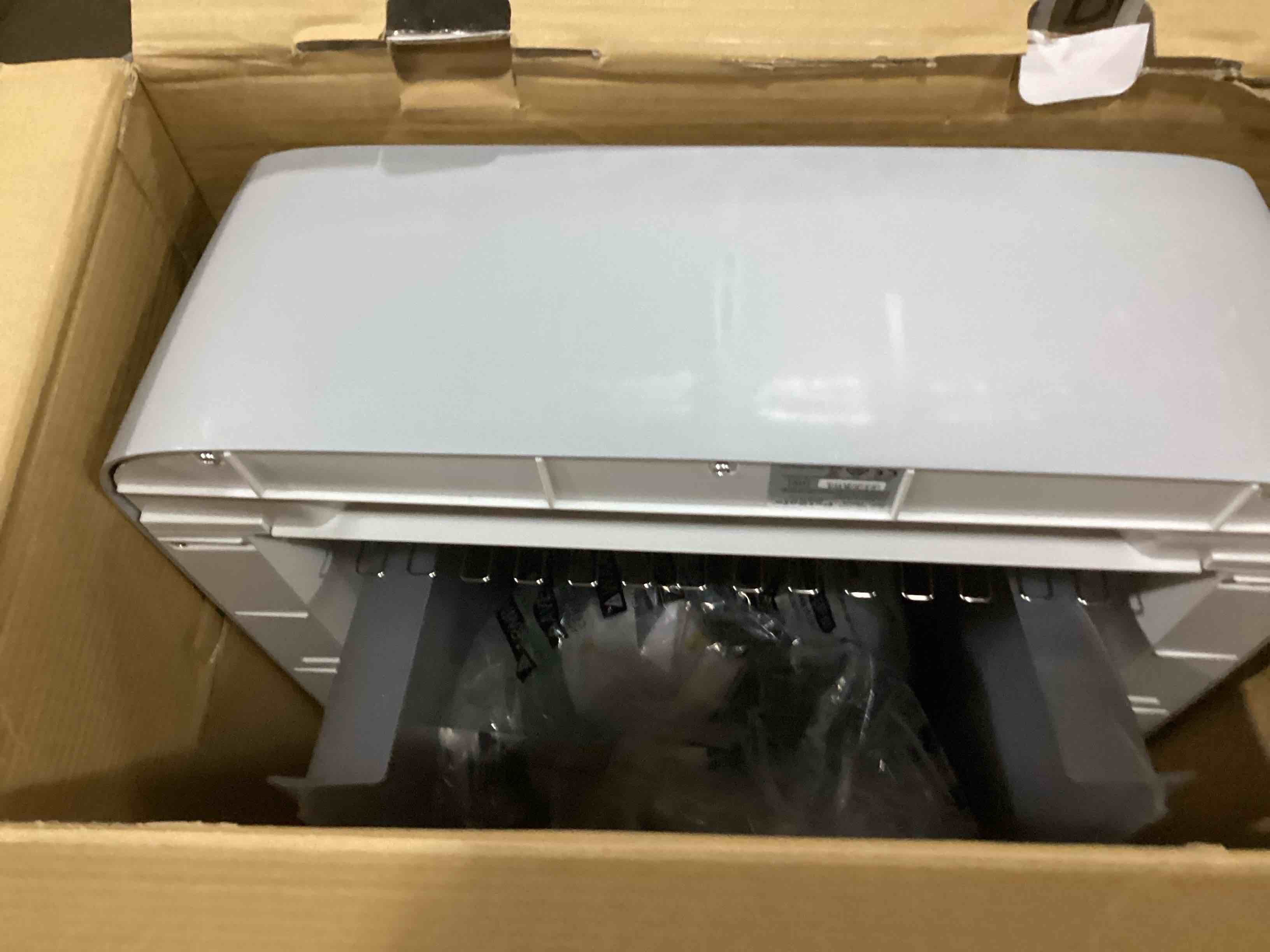 https://s3.amazonaws.com/lotting-images-prod/bidfta/RED5073449_1709746780712.jpeg