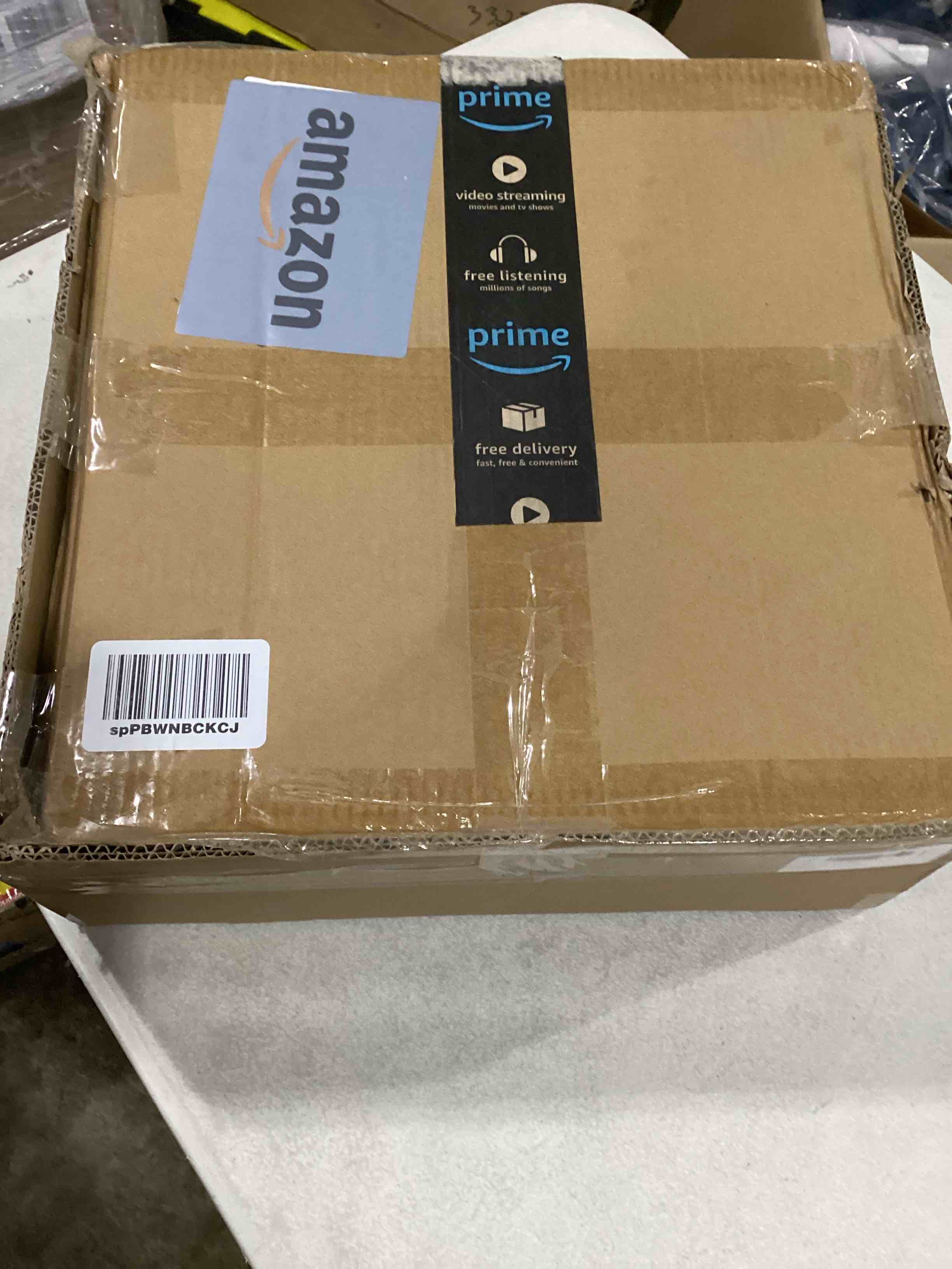https://s3.amazonaws.com/lotting-images-prod/bidfta/RED5073493_1709814059023.jpeg