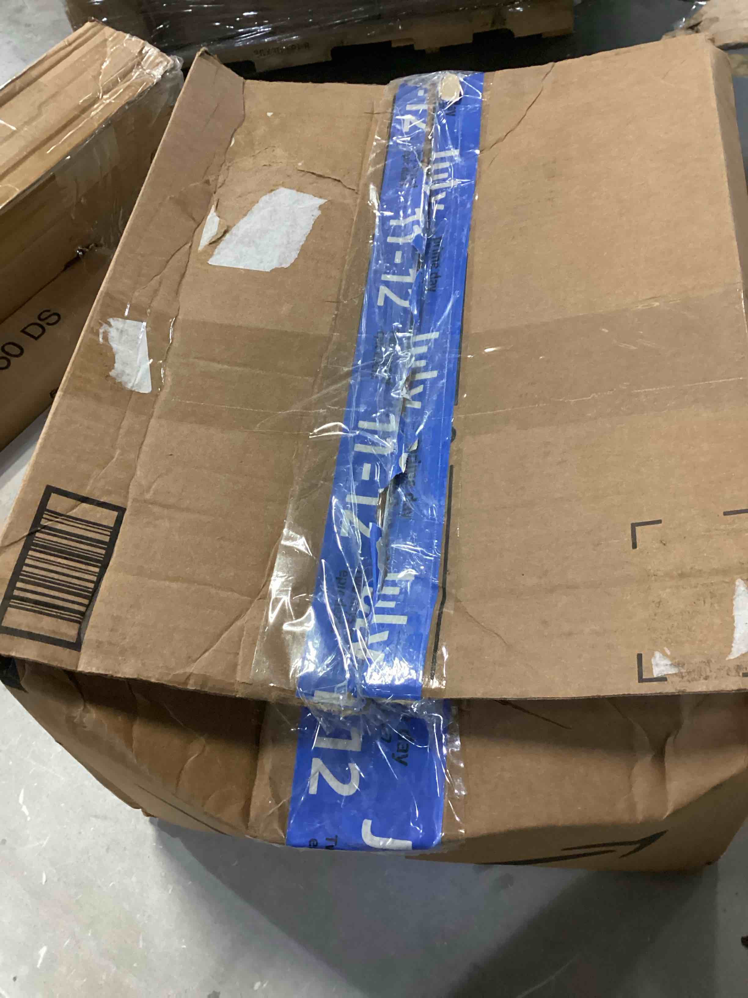 https://s3.amazonaws.com/lotting-images-prod/bidfta/RED5075096_1706619852532.jpeg