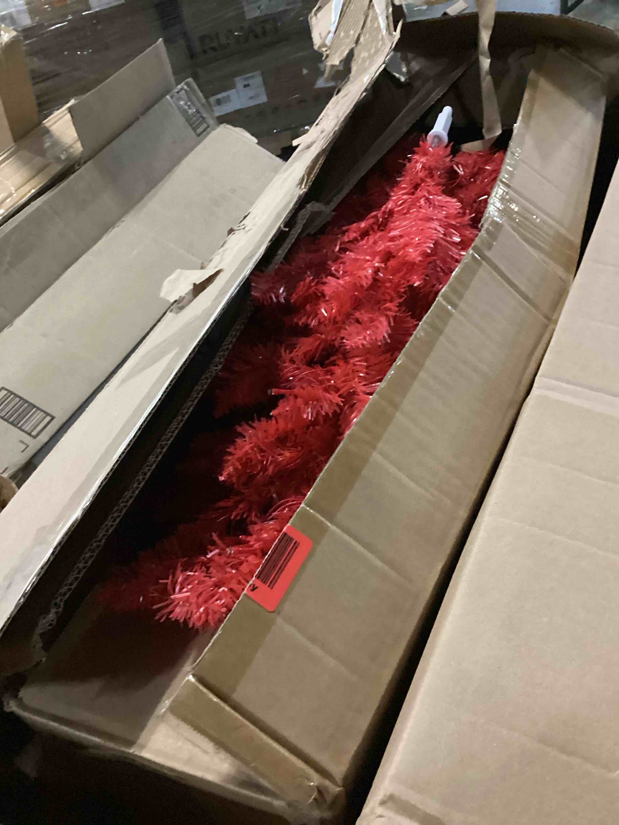 https://s3.amazonaws.com/lotting-images-prod/bidfta/RED5075209_1706638223844.jpeg