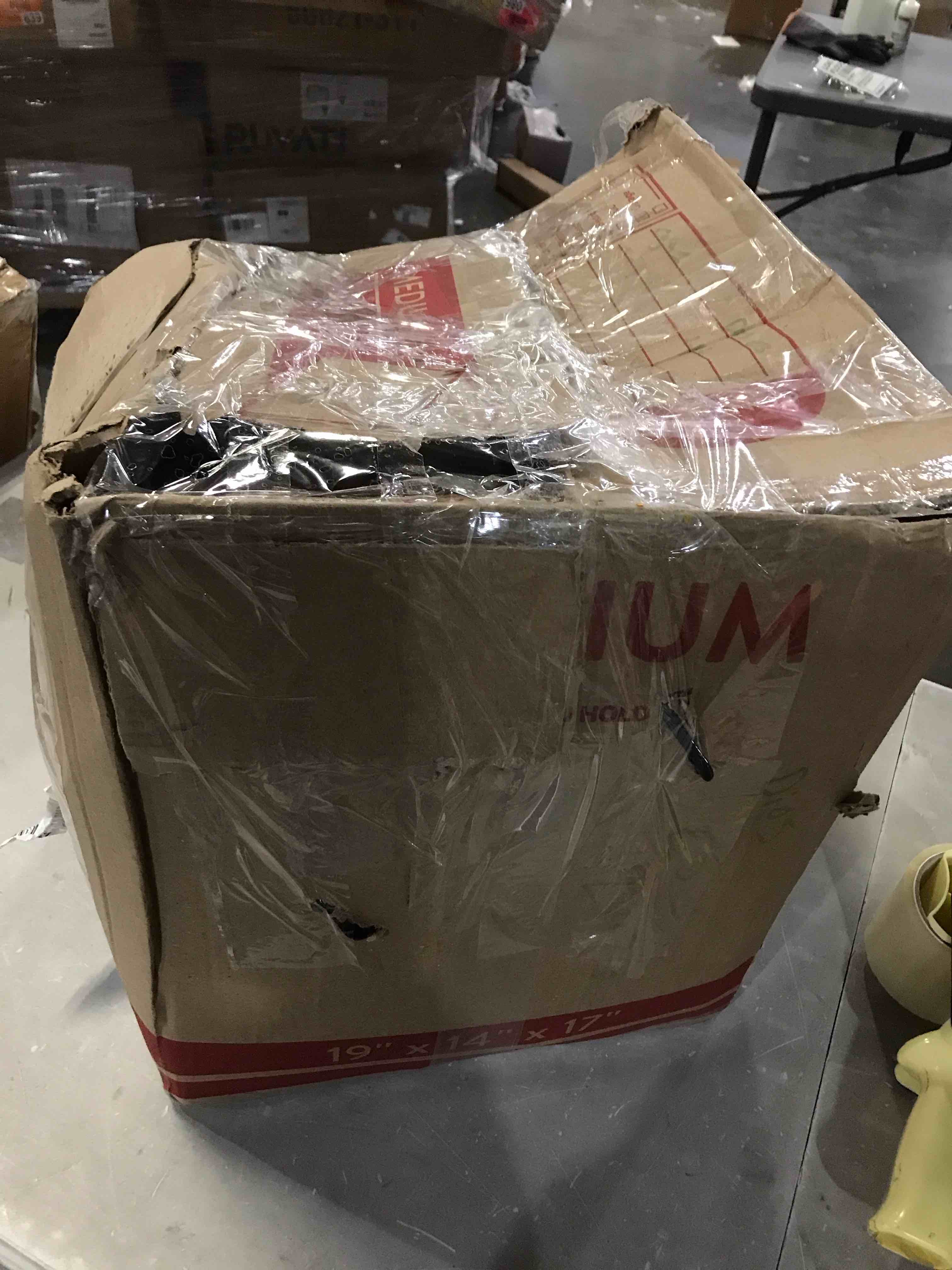 https://s3.amazonaws.com/lotting-images-prod/bidfta/RED5075245_1706644326182.jpeg