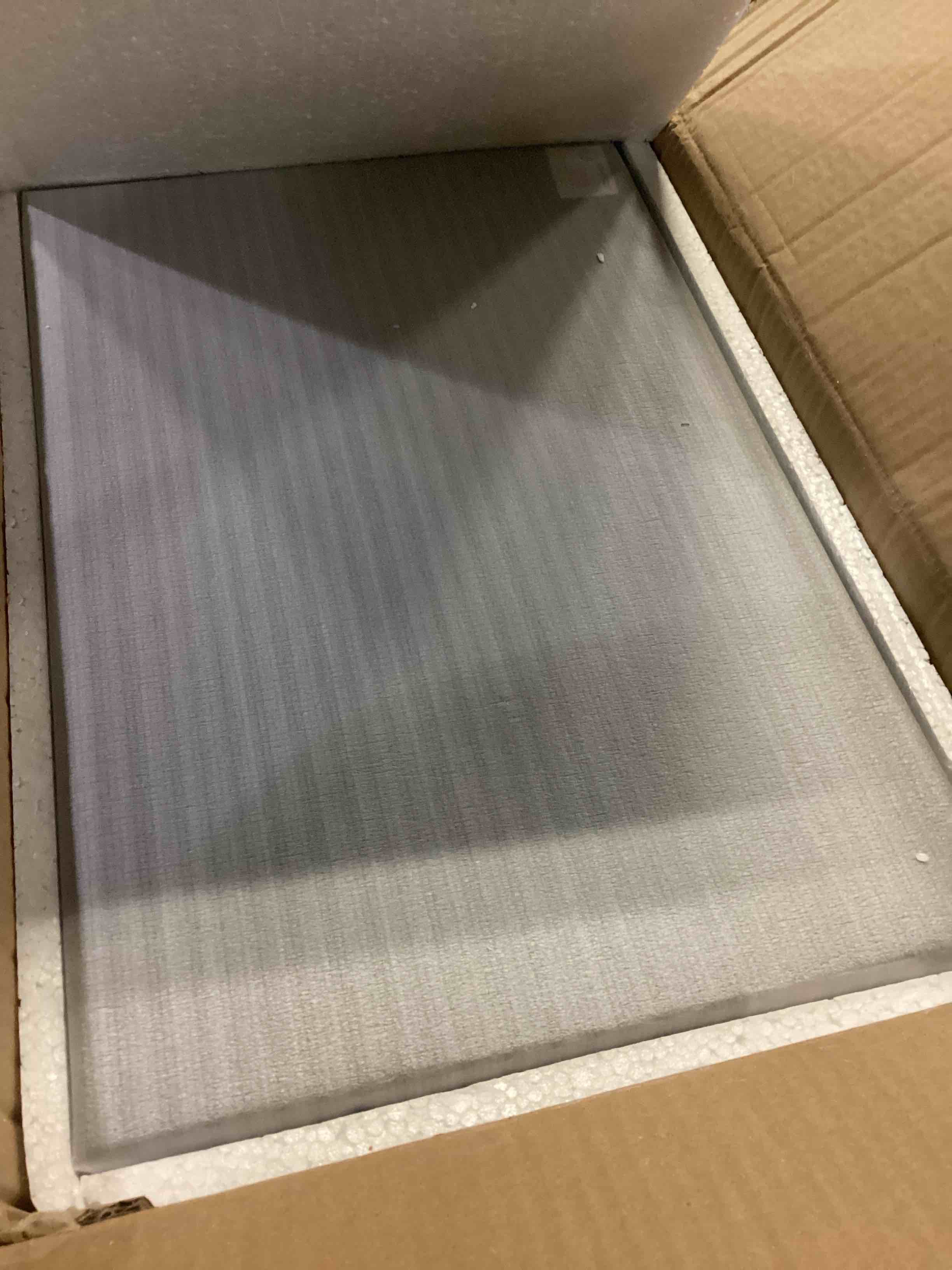 https://s3.amazonaws.com/lotting-images-prod/bidfta/RED5077893_1706378732121.jpeg