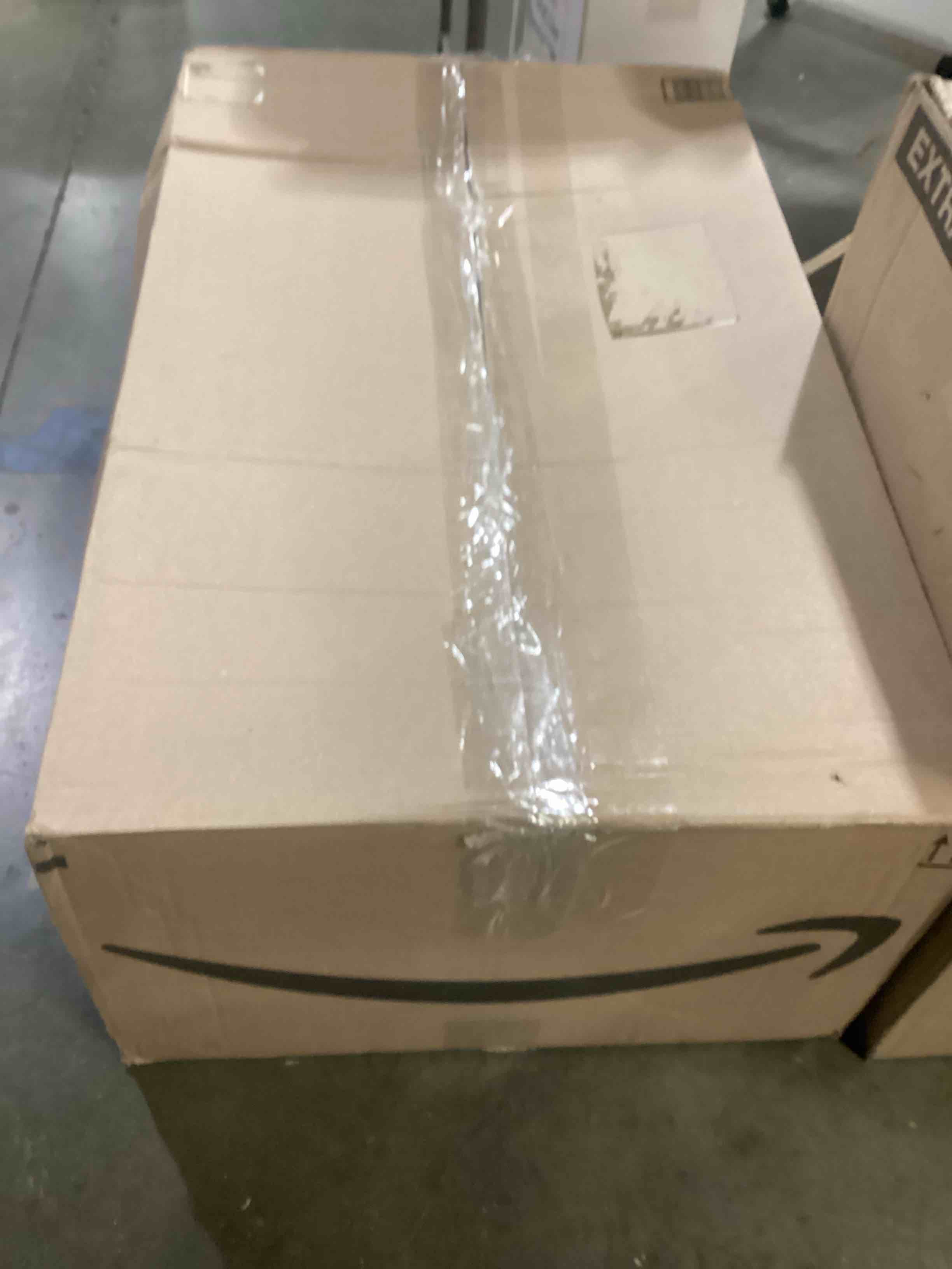 https://s3.amazonaws.com/lotting-images-prod/bidfta/RED5077897_1706379355387.jpeg