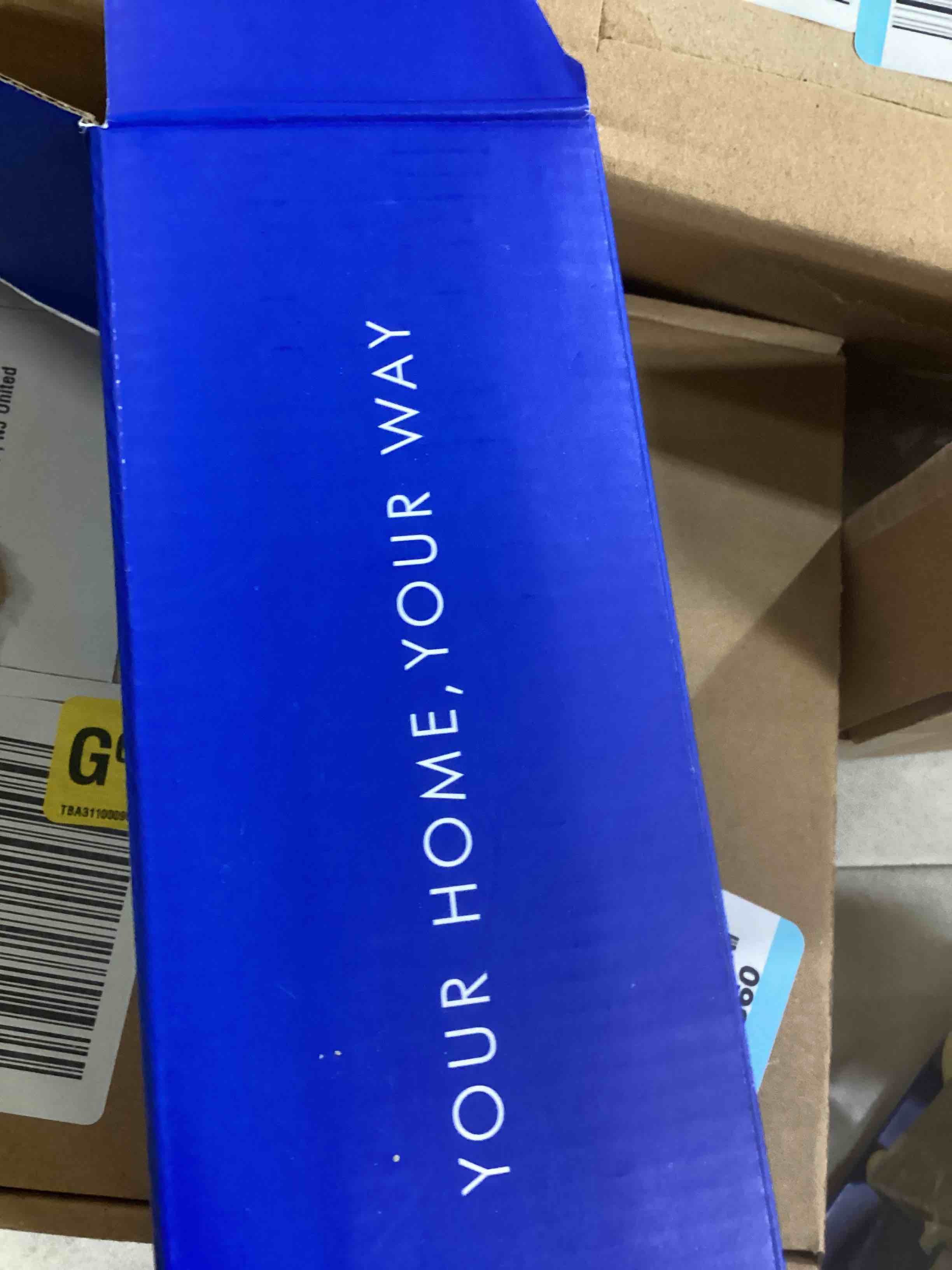 https://s3.amazonaws.com/lotting-images-prod/bidfta/RED5082429_1713875166105.jpeg