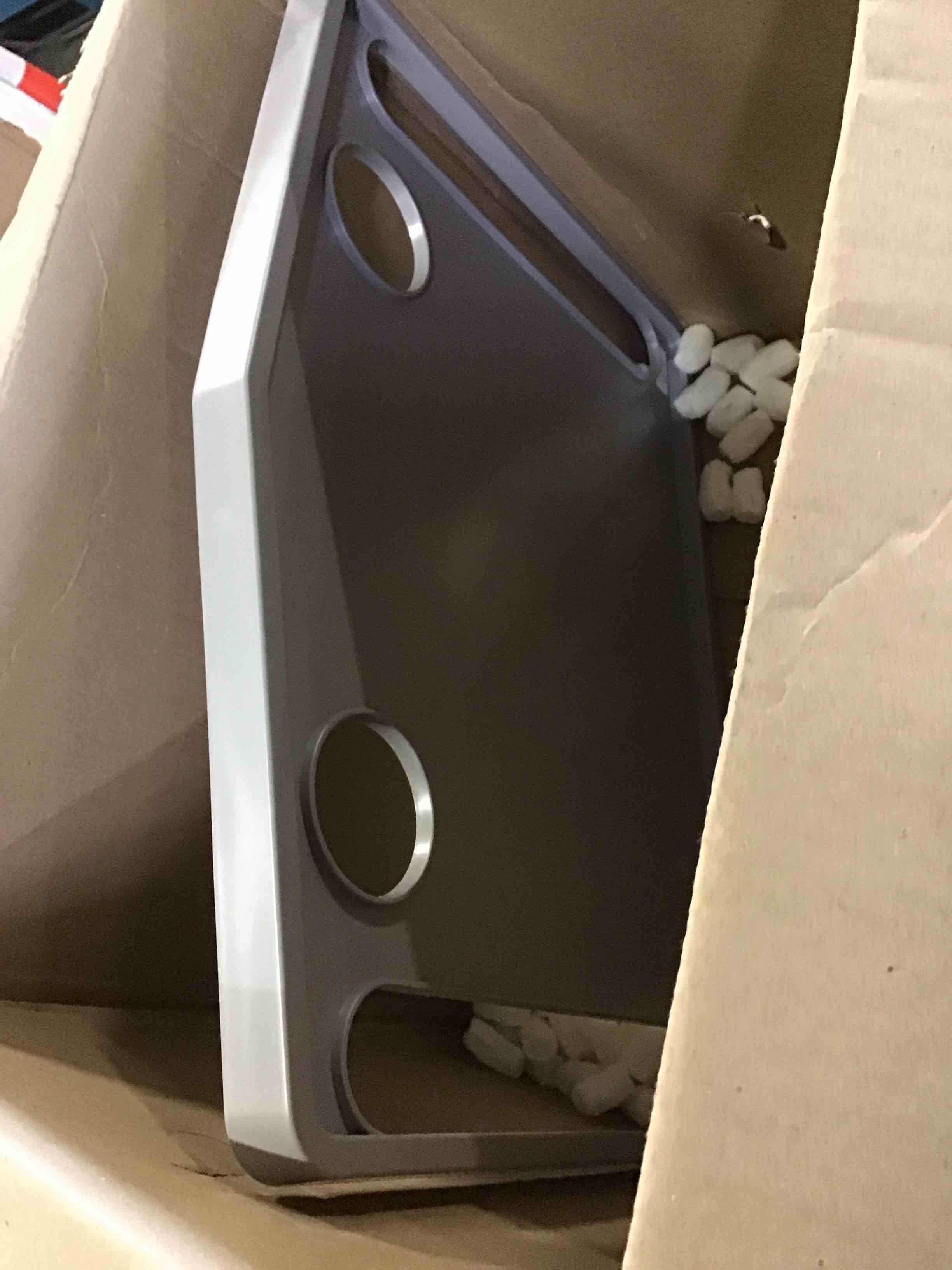 https://s3.amazonaws.com/lotting-images-prod/bidfta/RED5084154_1701960056396.jpeg