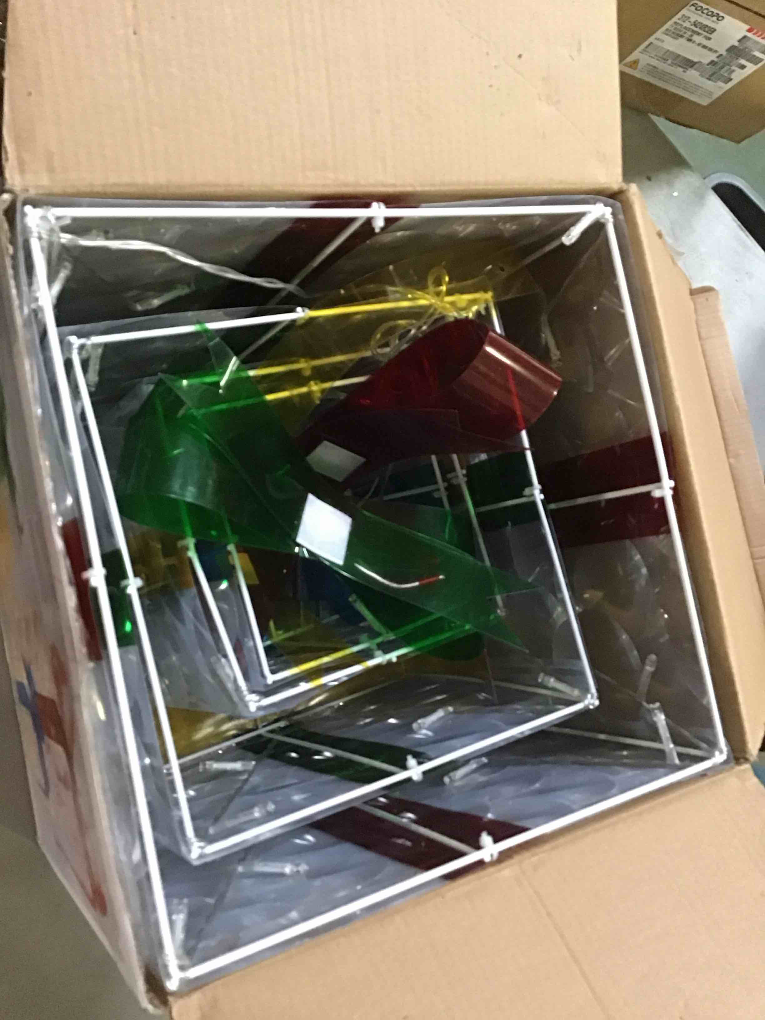 https://s3.amazonaws.com/lotting-images-prod/bidfta/RED5084581_1702309632963.jpeg