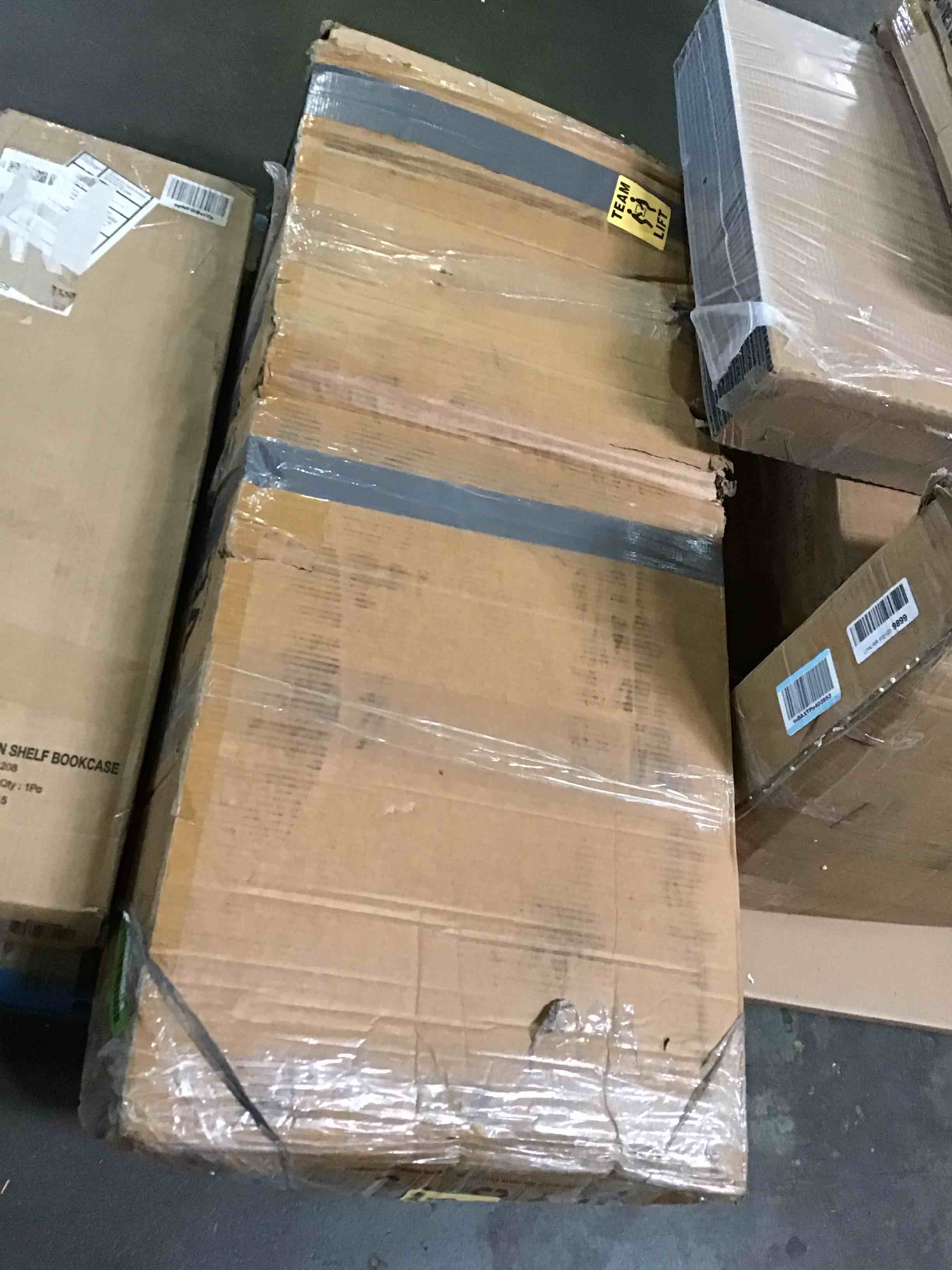 https://s3.amazonaws.com/lotting-images-prod/bidfta/RED5084877_1702409693284.jpeg