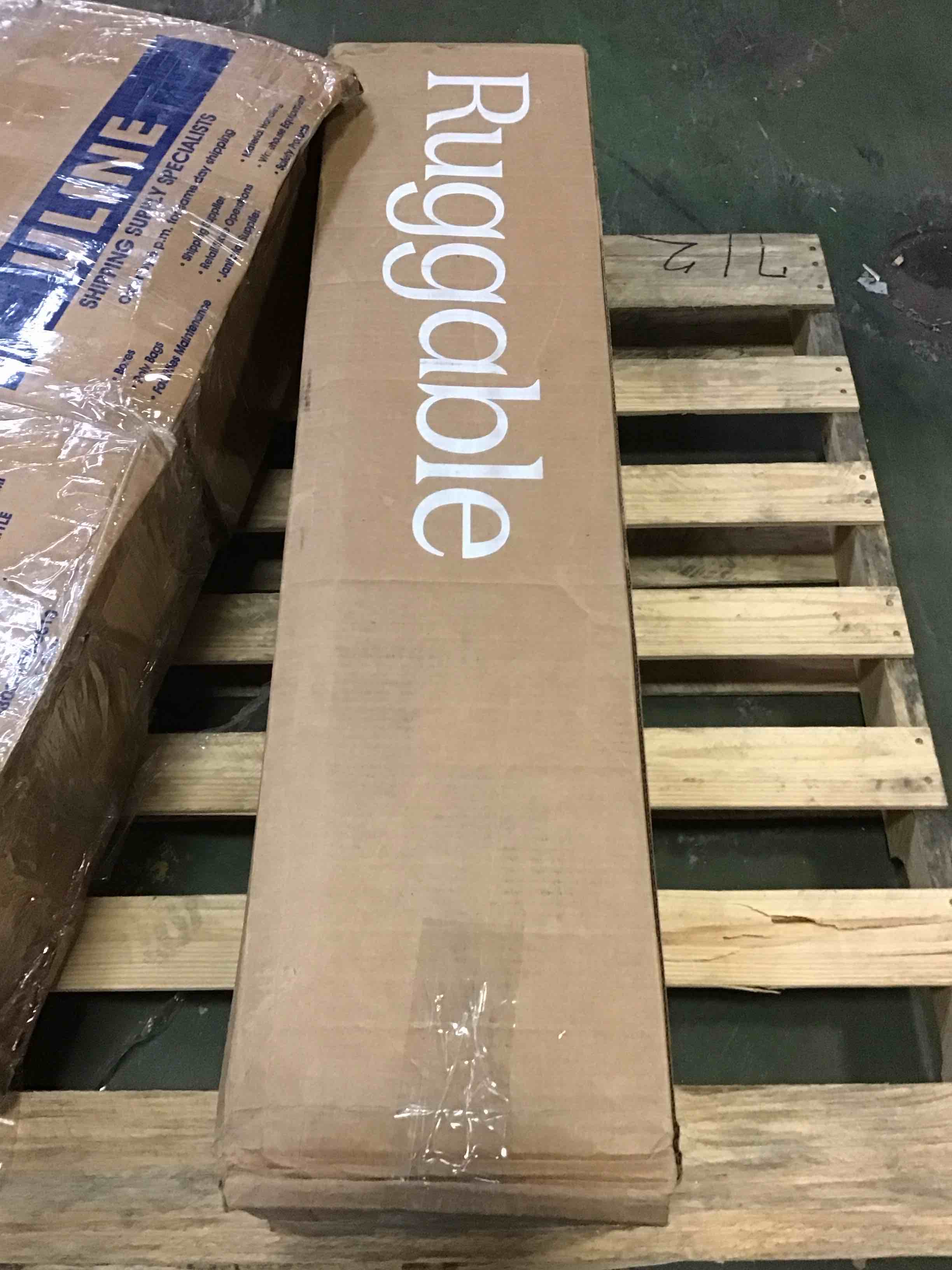 https://s3.amazonaws.com/lotting-images-prod/bidfta/RED5085021_1702487657705.jpeg