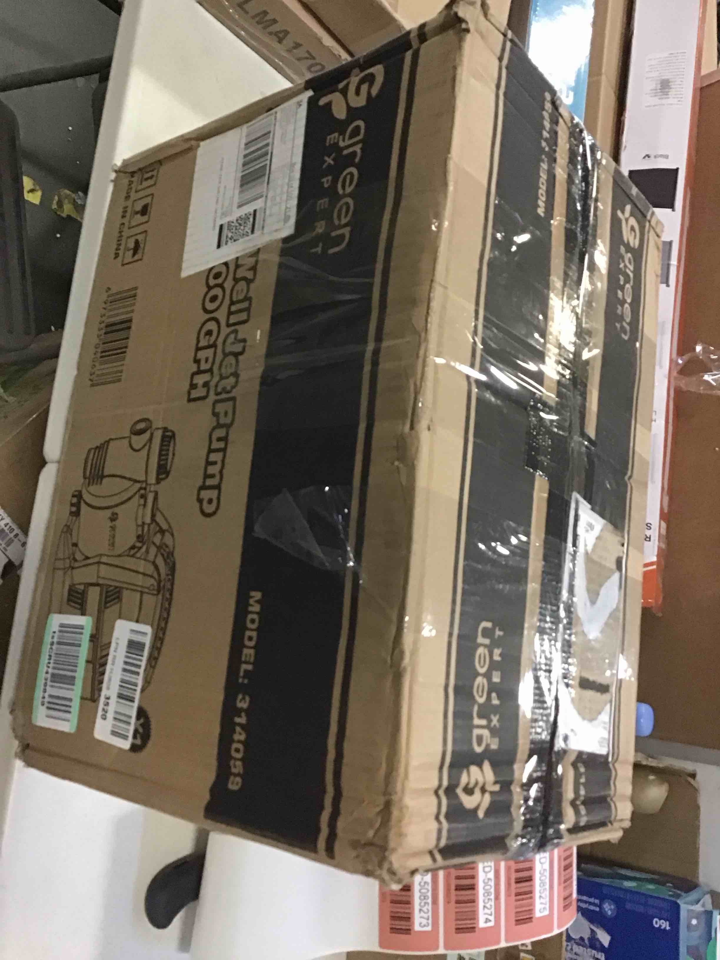 https://s3.amazonaws.com/lotting-images-prod/bidfta/RED5085272_1702582386216.jpeg