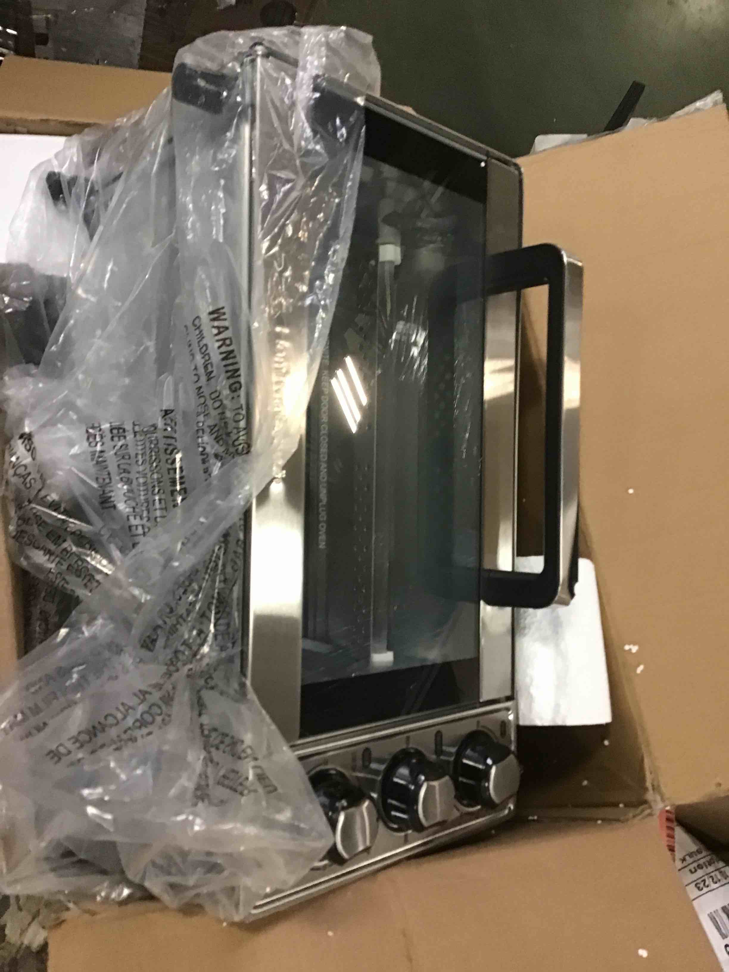 https://s3.amazonaws.com/lotting-images-prod/bidfta/RED5085329_1702649445544.jpeg