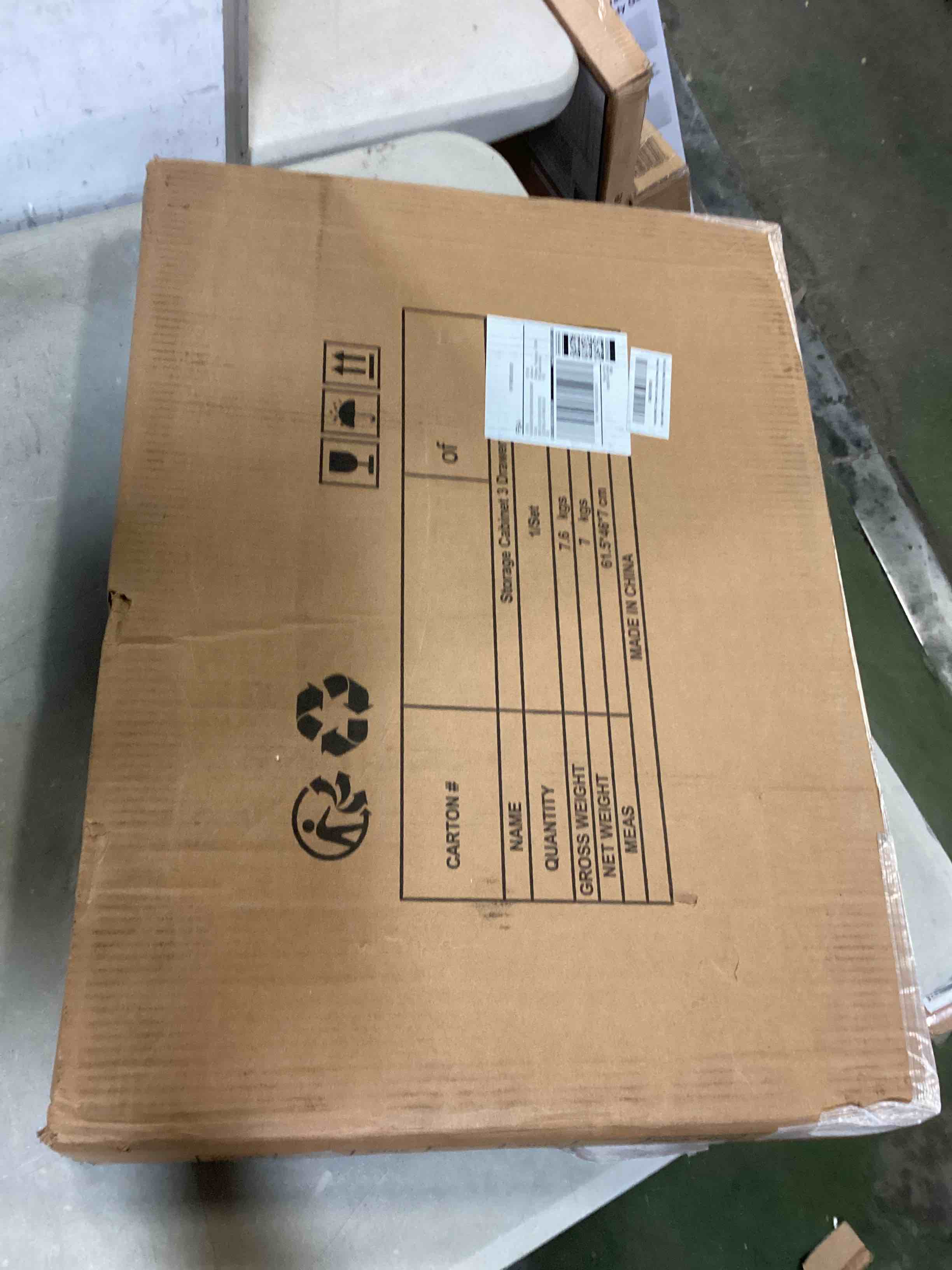 https://s3.amazonaws.com/lotting-images-prod/bidfta/RED5085620_1702053821847.jpeg