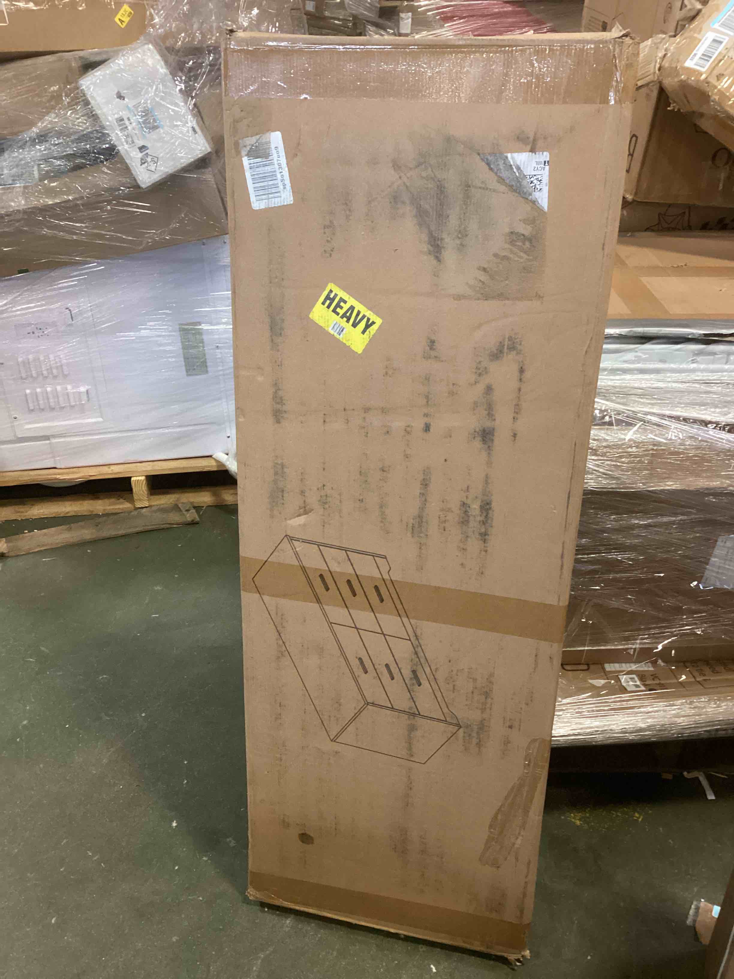 https://s3.amazonaws.com/lotting-images-prod/bidfta/RED5086313_1702997666031.jpeg