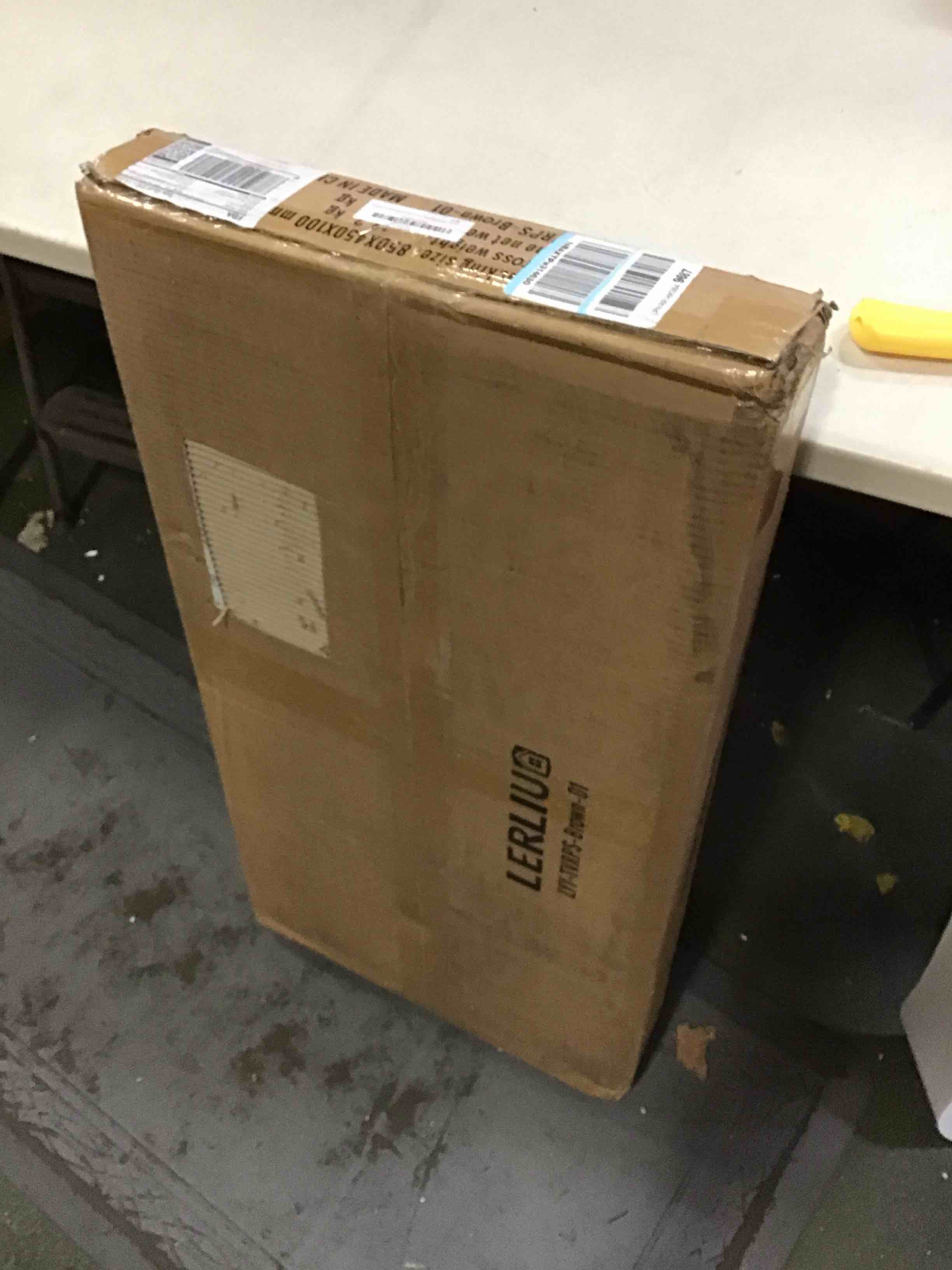 https://s3.amazonaws.com/lotting-images-prod/bidfta/RED5088578_1702405856750.jpeg