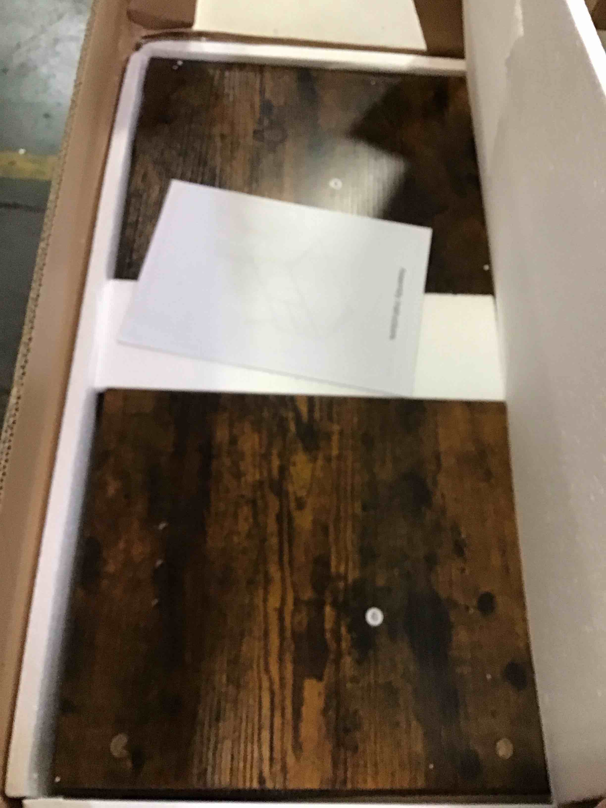 https://s3.amazonaws.com/lotting-images-prod/bidfta/RED5088578_1702405888943.jpeg