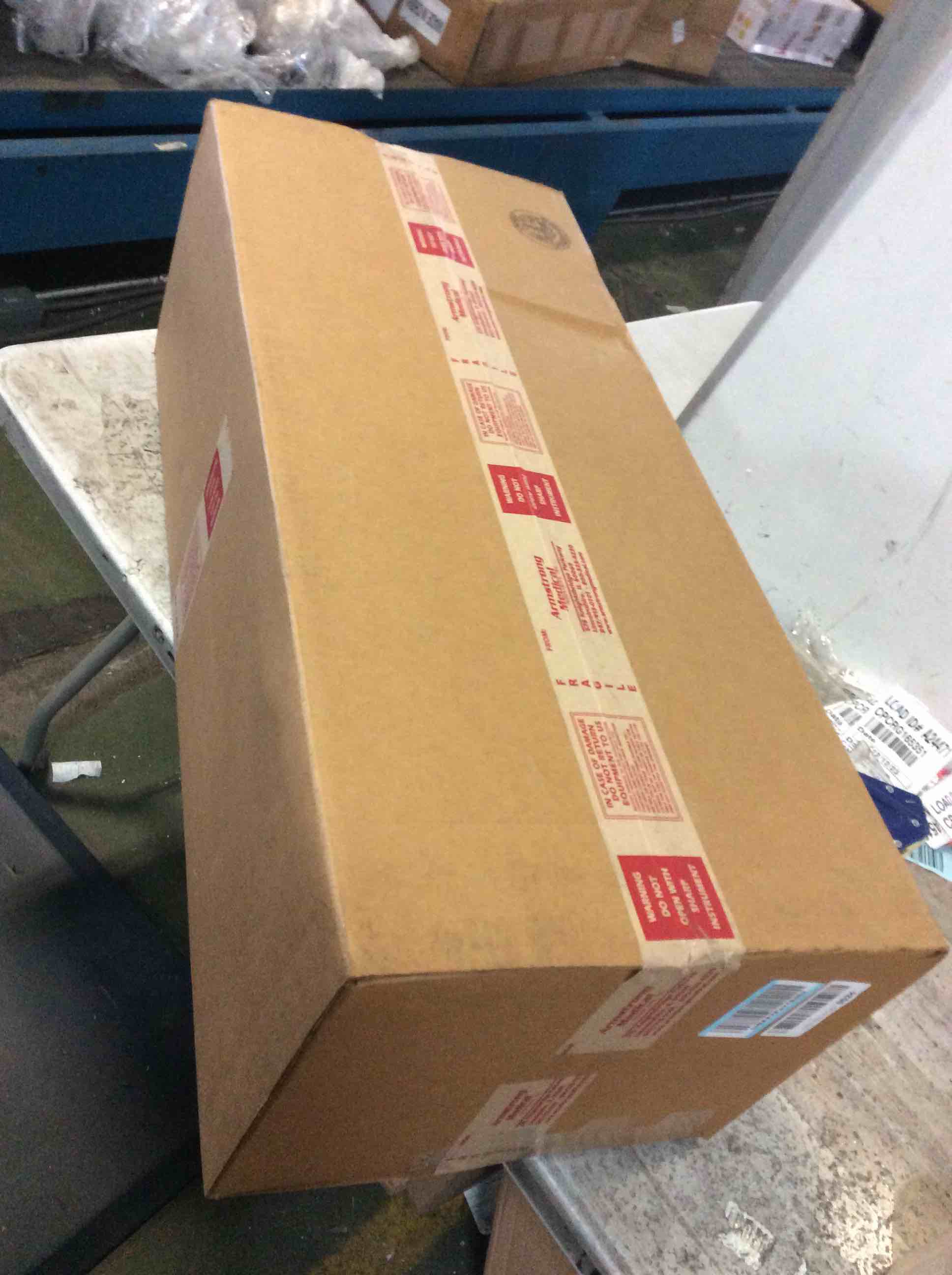 https://s3.amazonaws.com/lotting-images-prod/bidfta/RED5089085_1702582958614.jpeg
