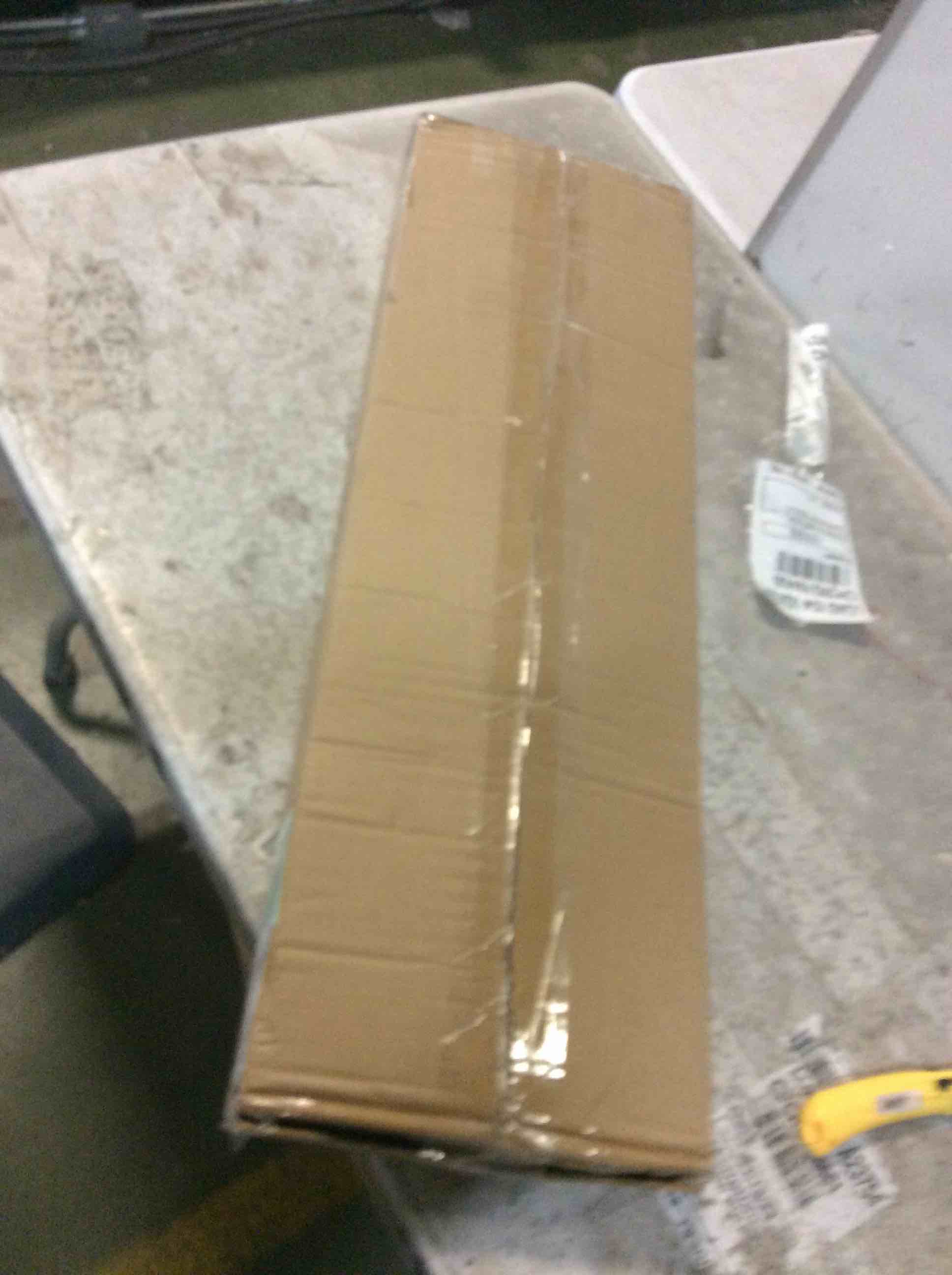 https://s3.amazonaws.com/lotting-images-prod/bidfta/RED5089120_1702587833505.jpeg