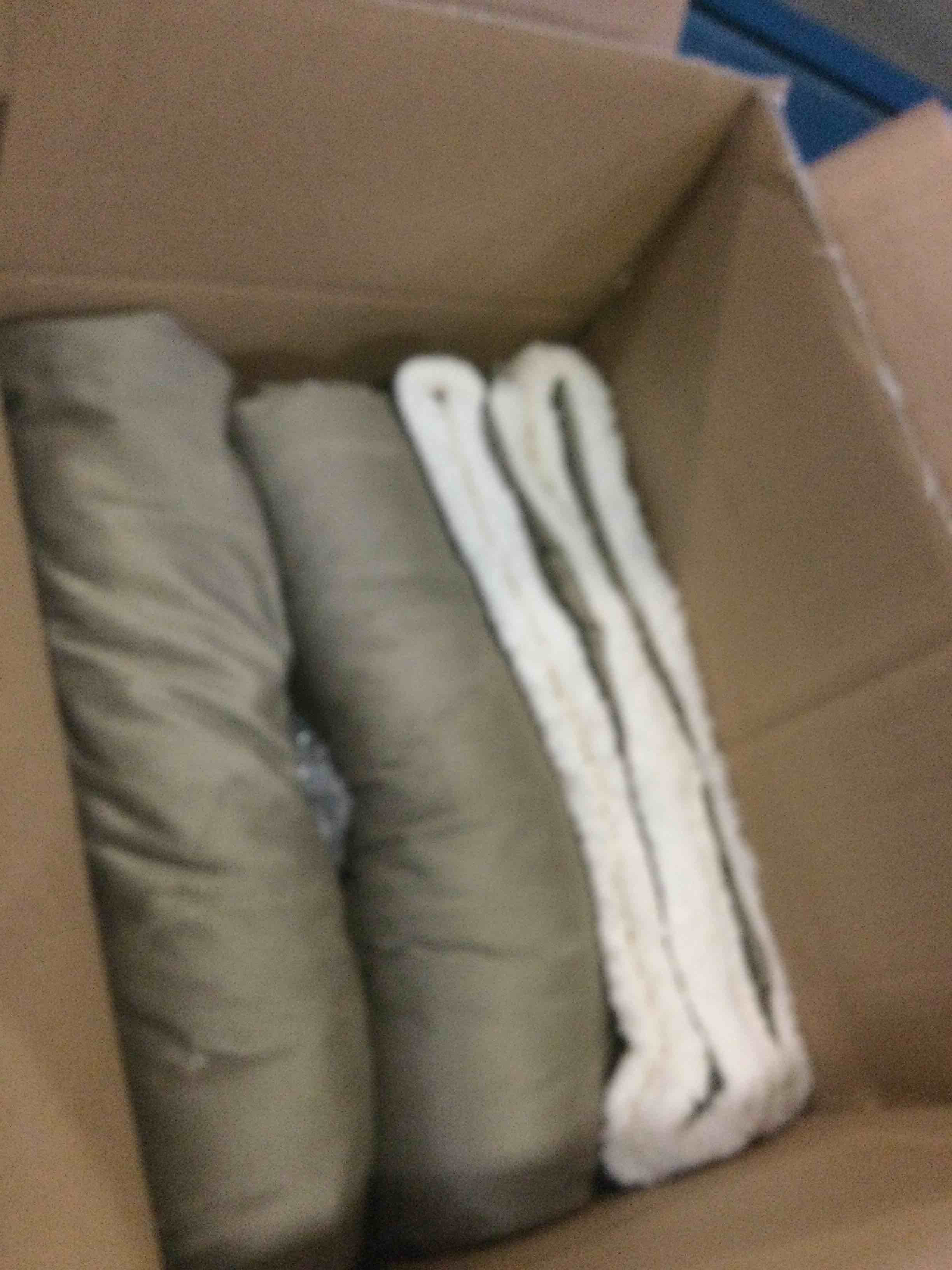 https://s3.amazonaws.com/lotting-images-prod/bidfta/RED5089447_1702910990059.jpeg