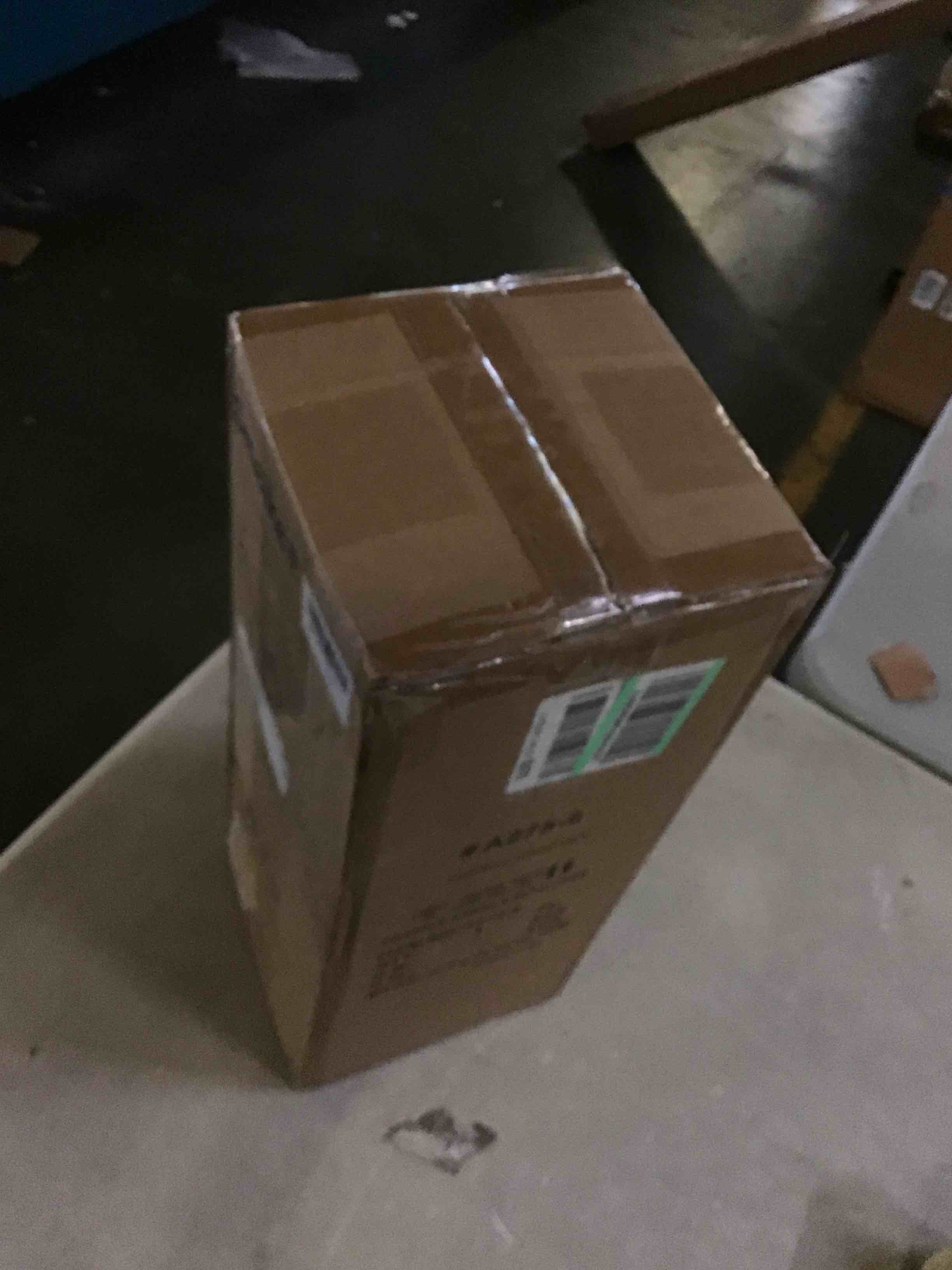 https://s3.amazonaws.com/lotting-images-prod/bidfta/RED5090168_1703106650073.jpeg